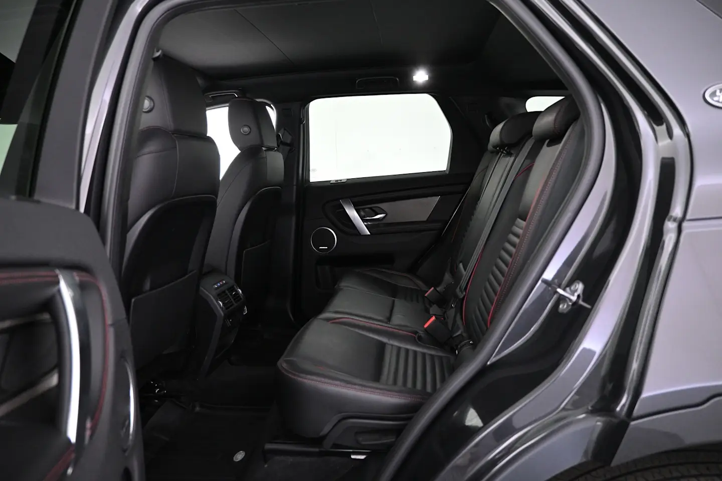 Car Image - 1HHY7jb22lndT181N4YQOY