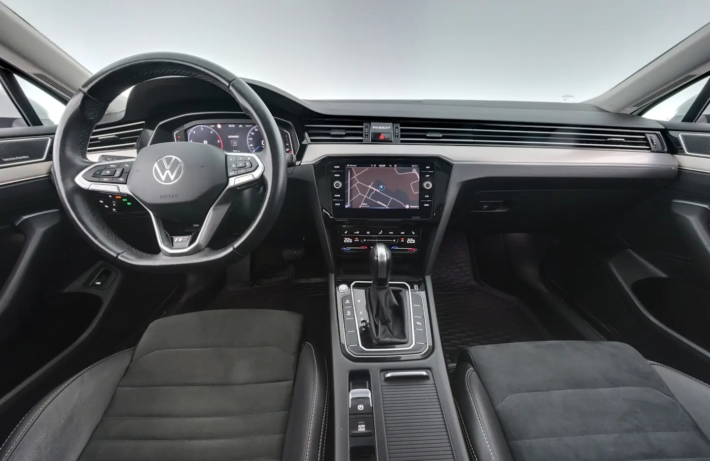 Car Image - 2FczeDDtWsb0OPE6DSYiQD