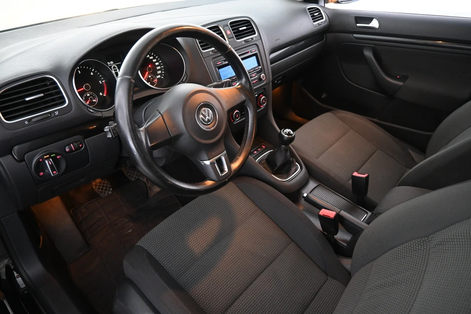 Car Image - 5FHYsoW8MuY0rDEvZz0ZEf