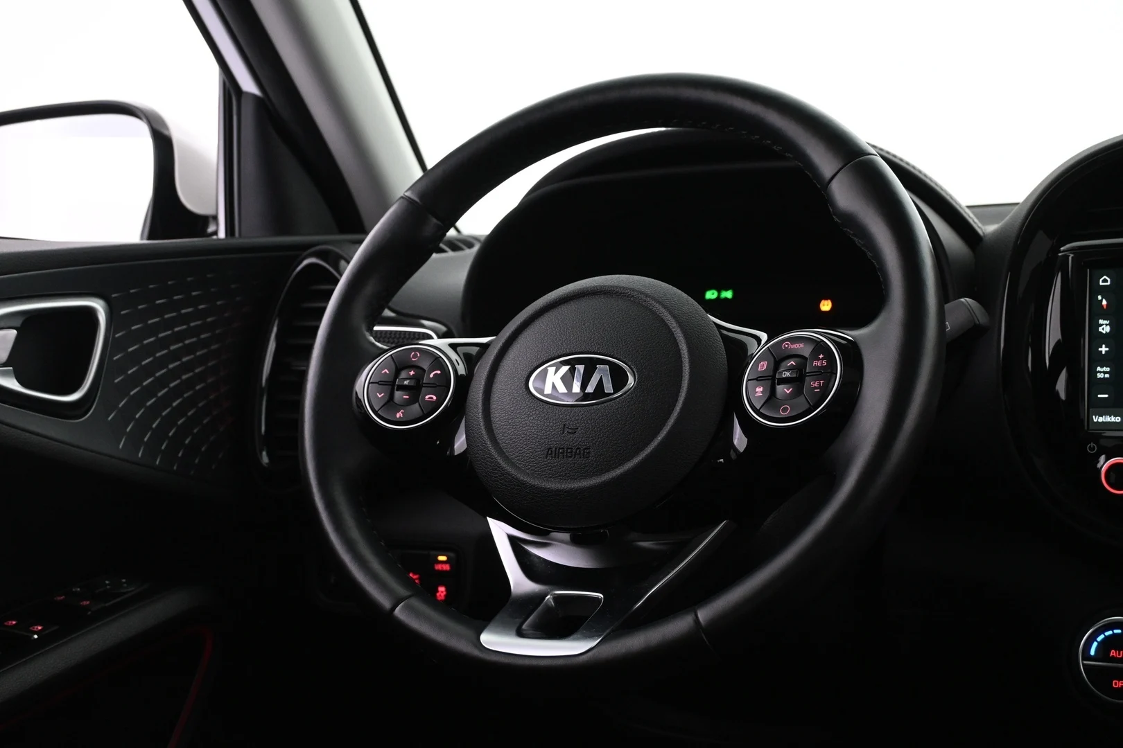 Car Image - 3BnMGAGScN5WFk4l8gI5ON