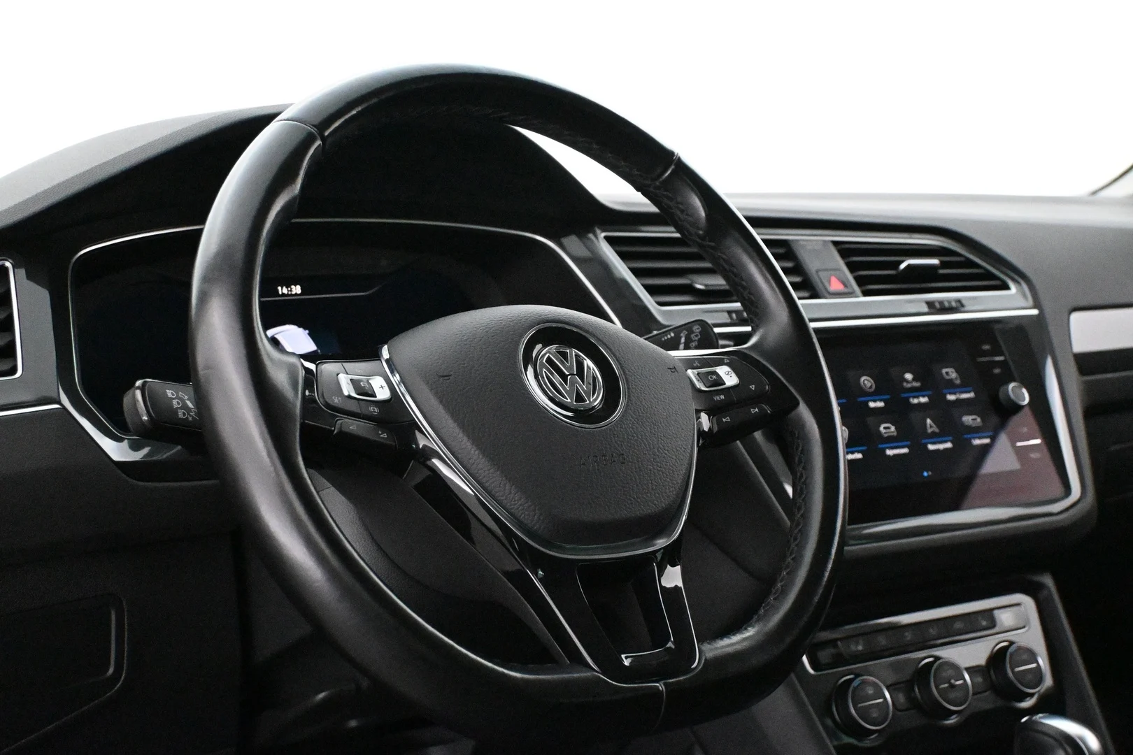 Car Image - 1V7qZiRkbHWPK9SxtkdEYP
