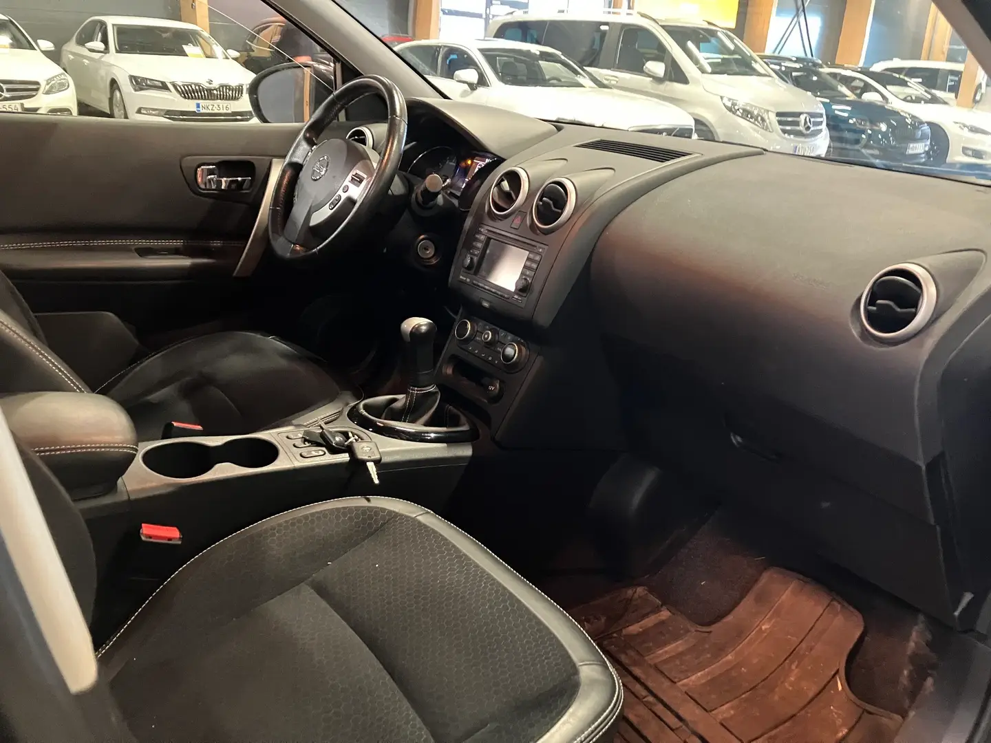 Car Image - 4p4284zhYFLQBh55anuEeJ