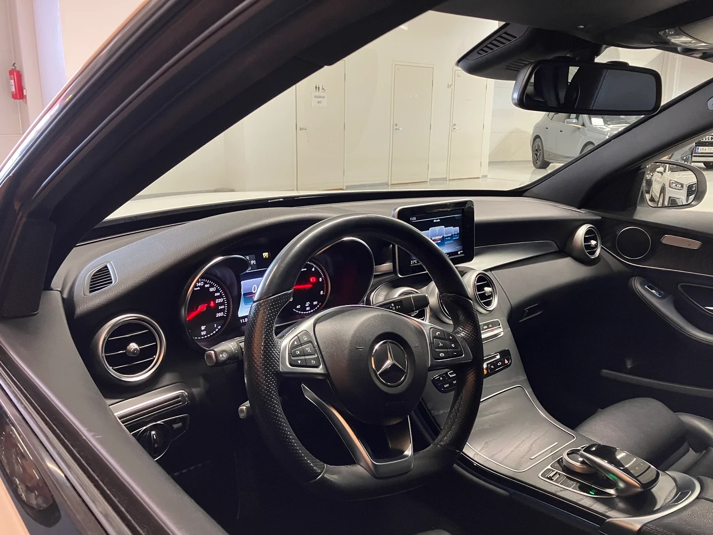 Car Image - 7Jjk0bCzjXq4gL0ukgbVdg