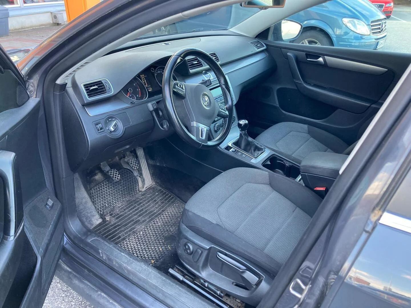Car Image - 5RYPX1UeBCPxwZDTRzi9W5