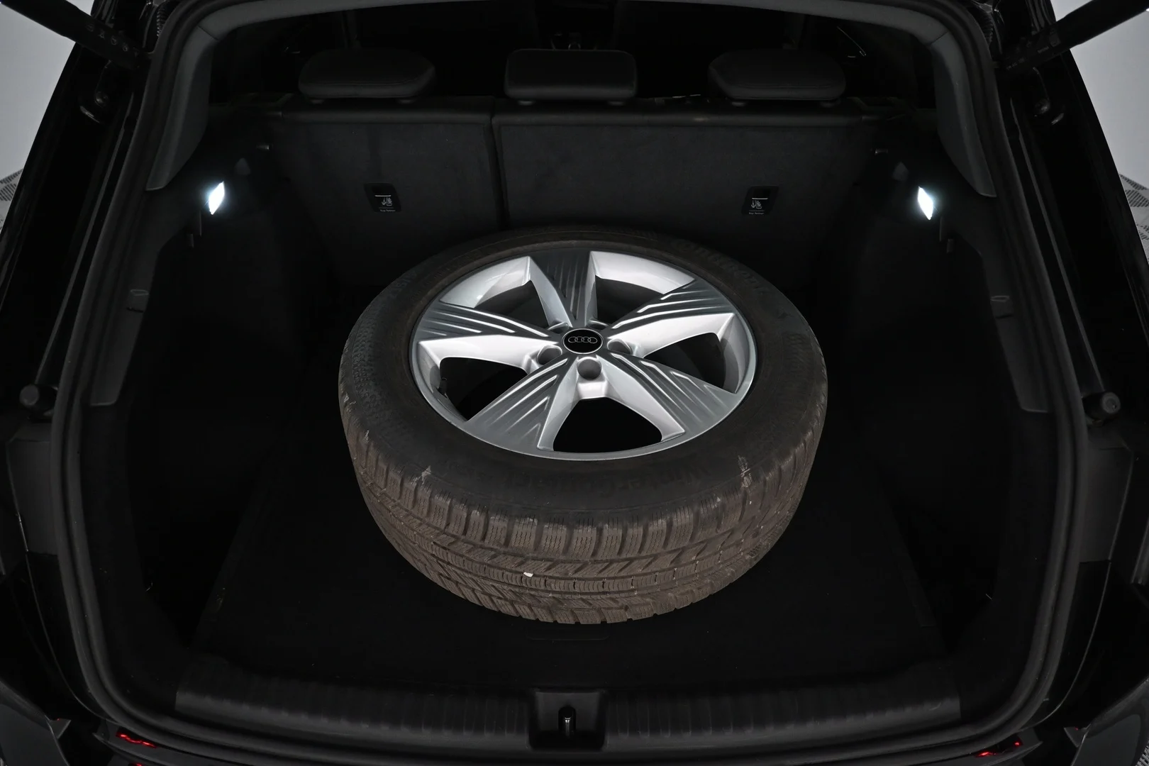 Car Image - 7t44yno6vPUfSJfG2Mm7xd