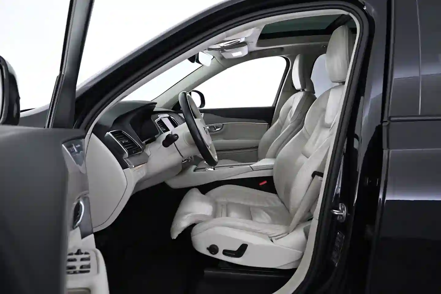 Car Image - 4ZqDTRsvlGS4CrOULpnCnd