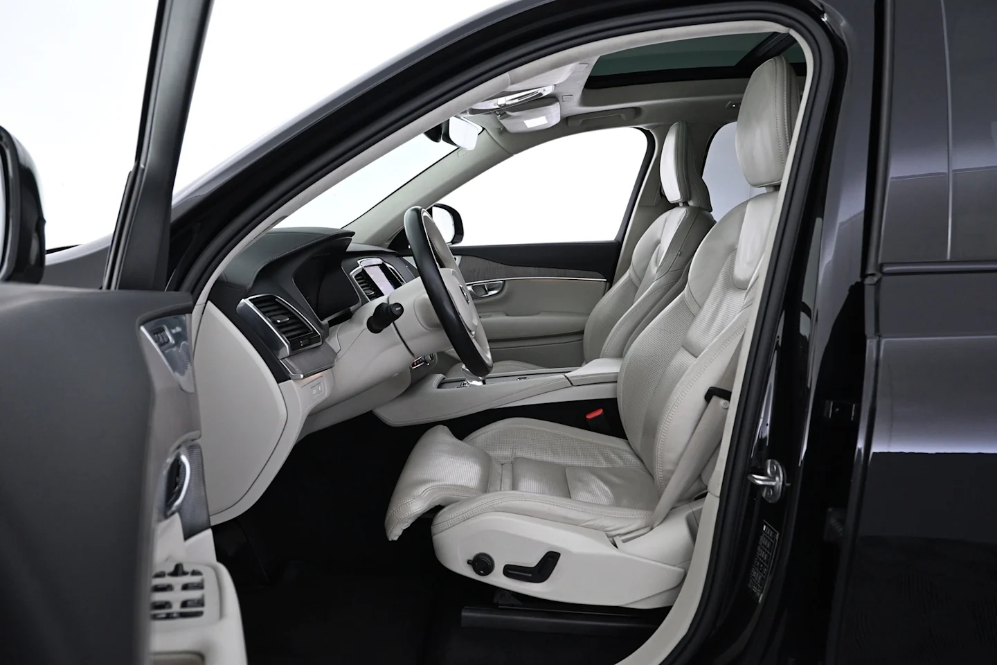 Car Image - 4ZqDTRsvlGS4CrOULpnCnd