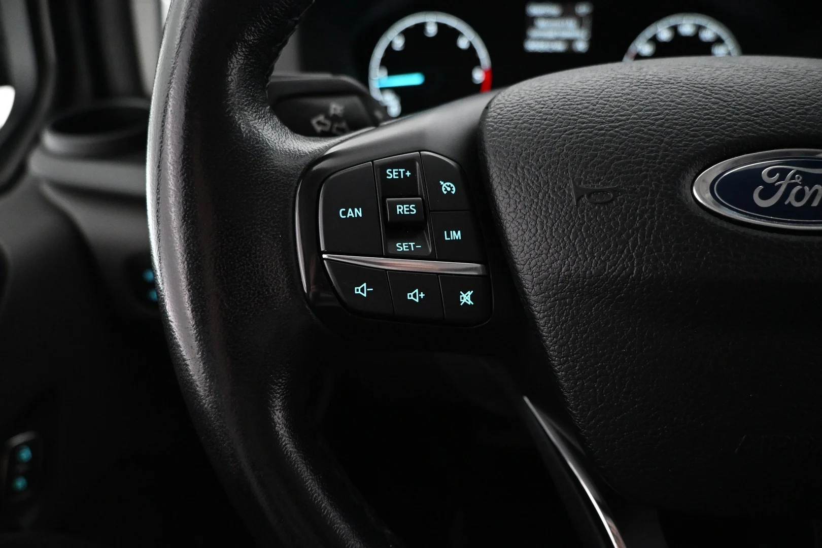 Car Image - 5rBQmLh1nA9lTFMmLogzYy