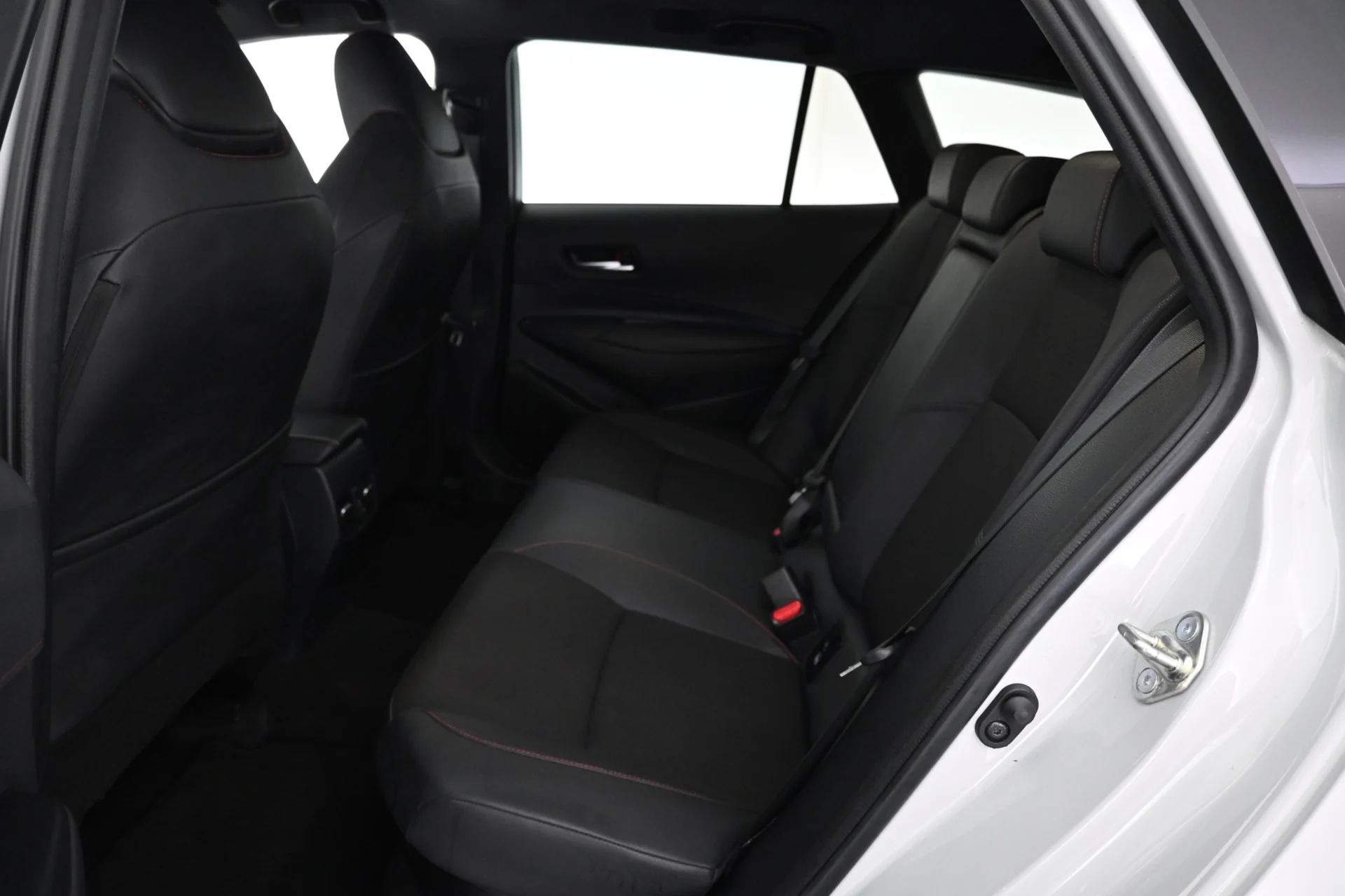 Car Image - 6UC5M8OdntKQ0opkGJZUSx