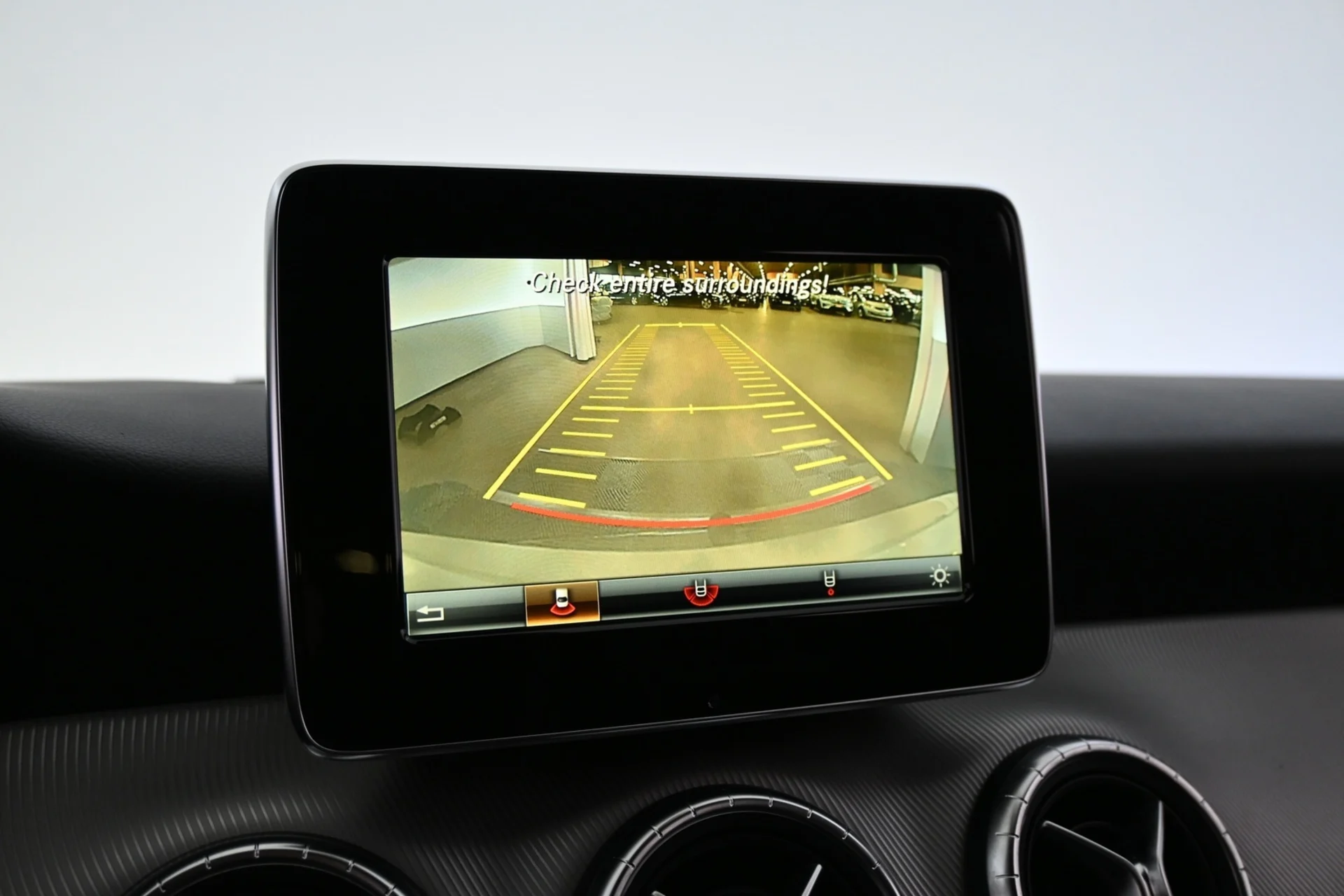 Car Image - 7na0F1B3BPEX4jAKqndrE5