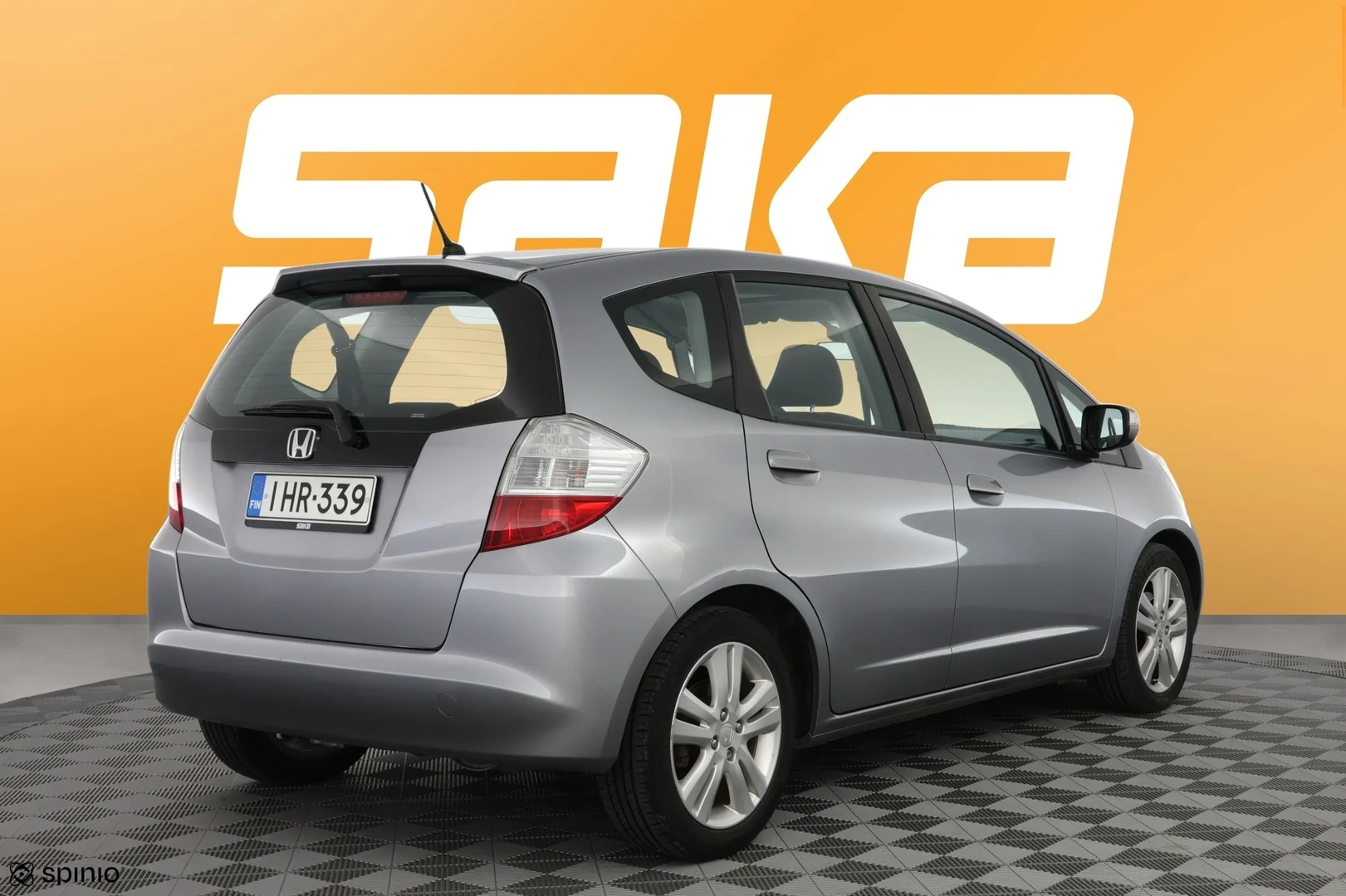 Car Image - 1M27gUnGJJKSMmDJl3WrrZ