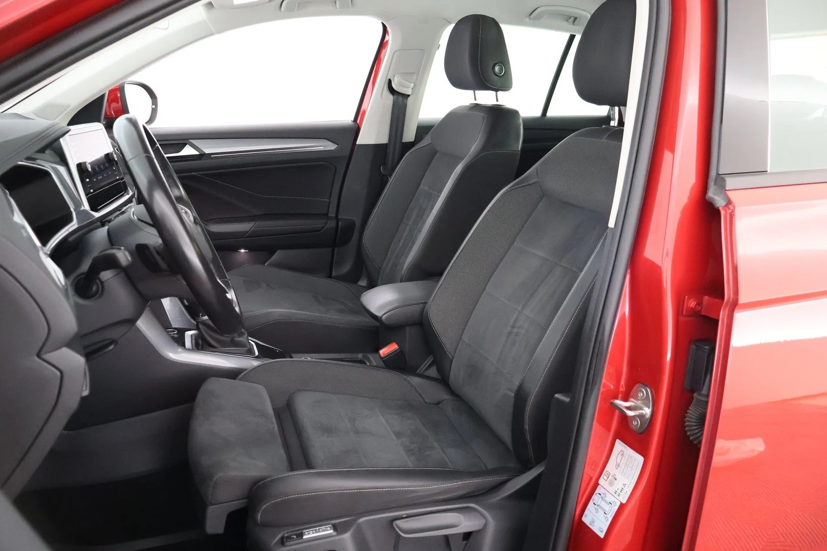 Car Image - 5XjHfscISFPuwWGC3MluAo