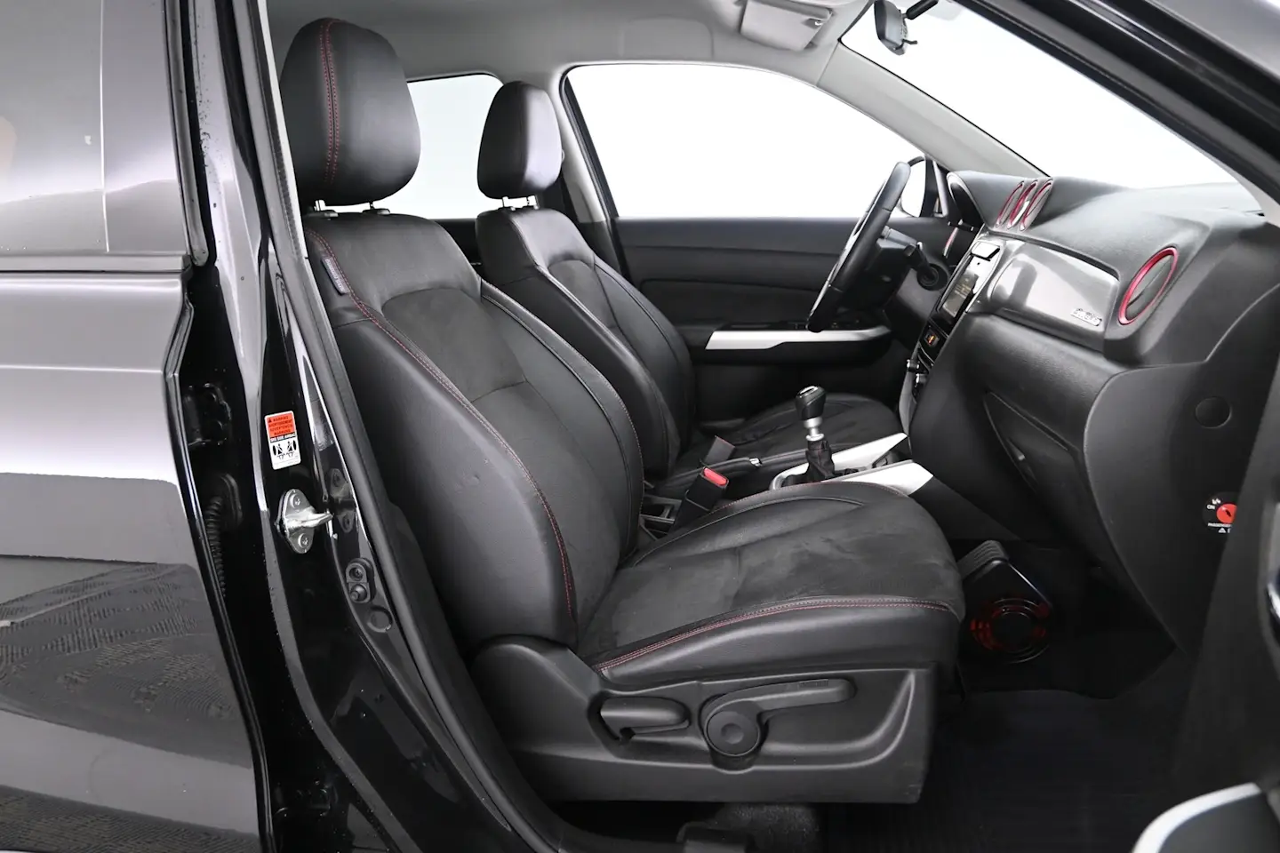 Car Image - 4dt6Do2YSyF8V5c6TejC6c