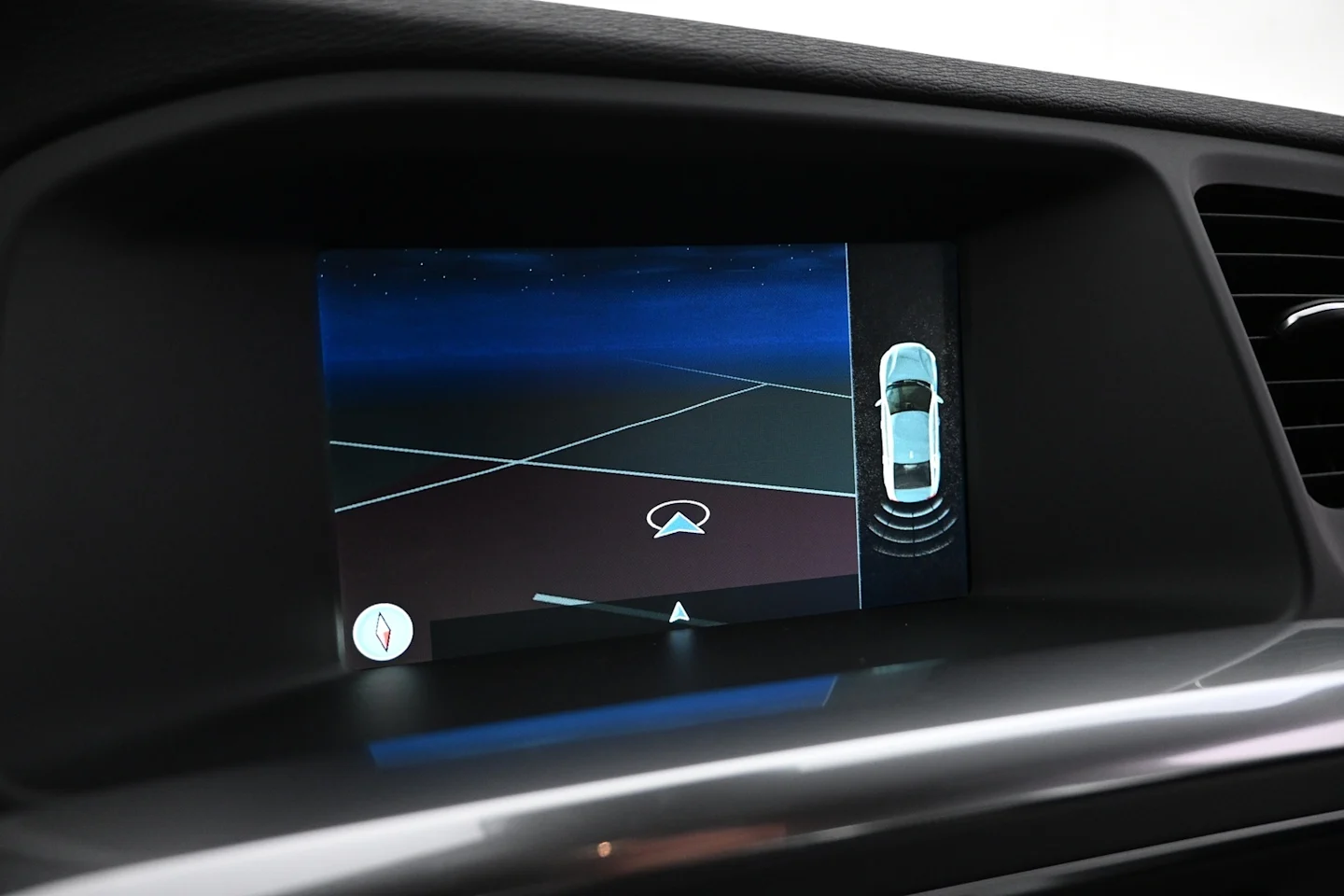 Car Image - S1QJ1eClYeA9gO94N4FMJ