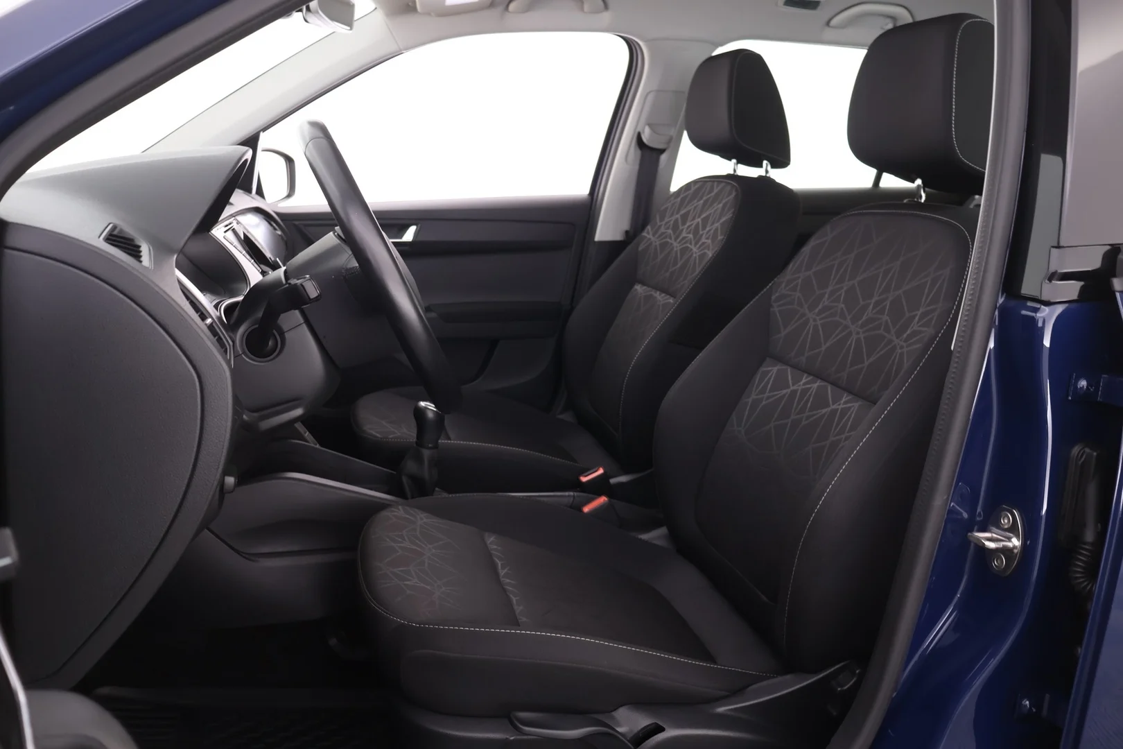 Car Image - 72VVdIoJSPVRFYelqhtr96