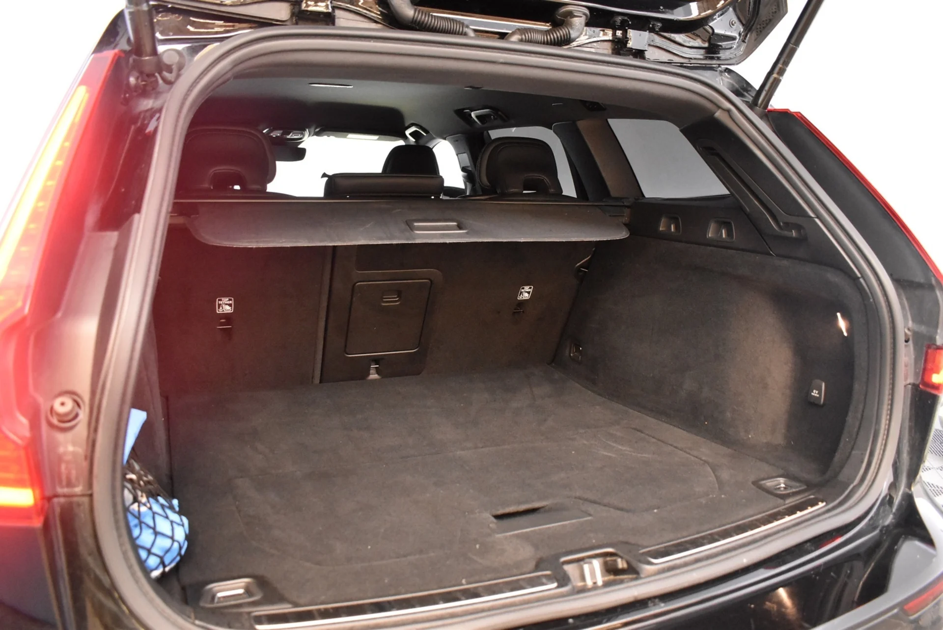 Car Image - 60snDbhJakJ9PqSUmY2WzU