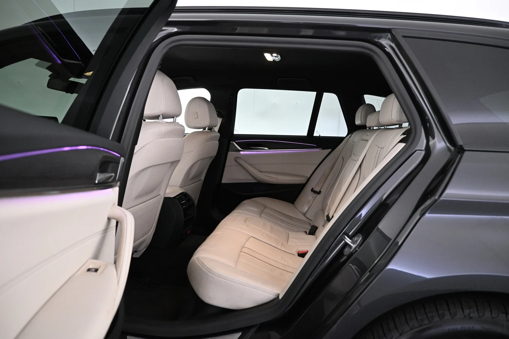 Car Image - 1hX1yc31TZU4juICgdKA6y