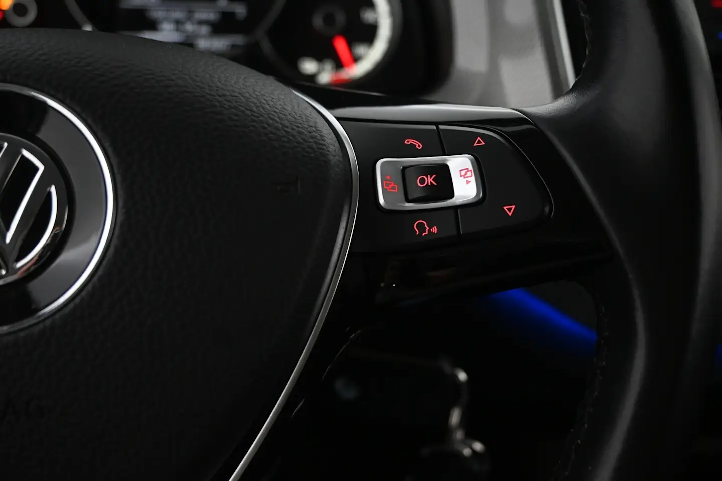 Car Image - 5R7p54NzLcq6mDvDKv9kd2