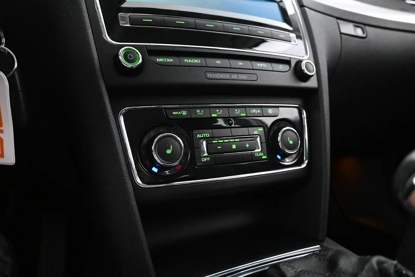 Car Image - 10D70mLS8qKi1WaRy1aI5M