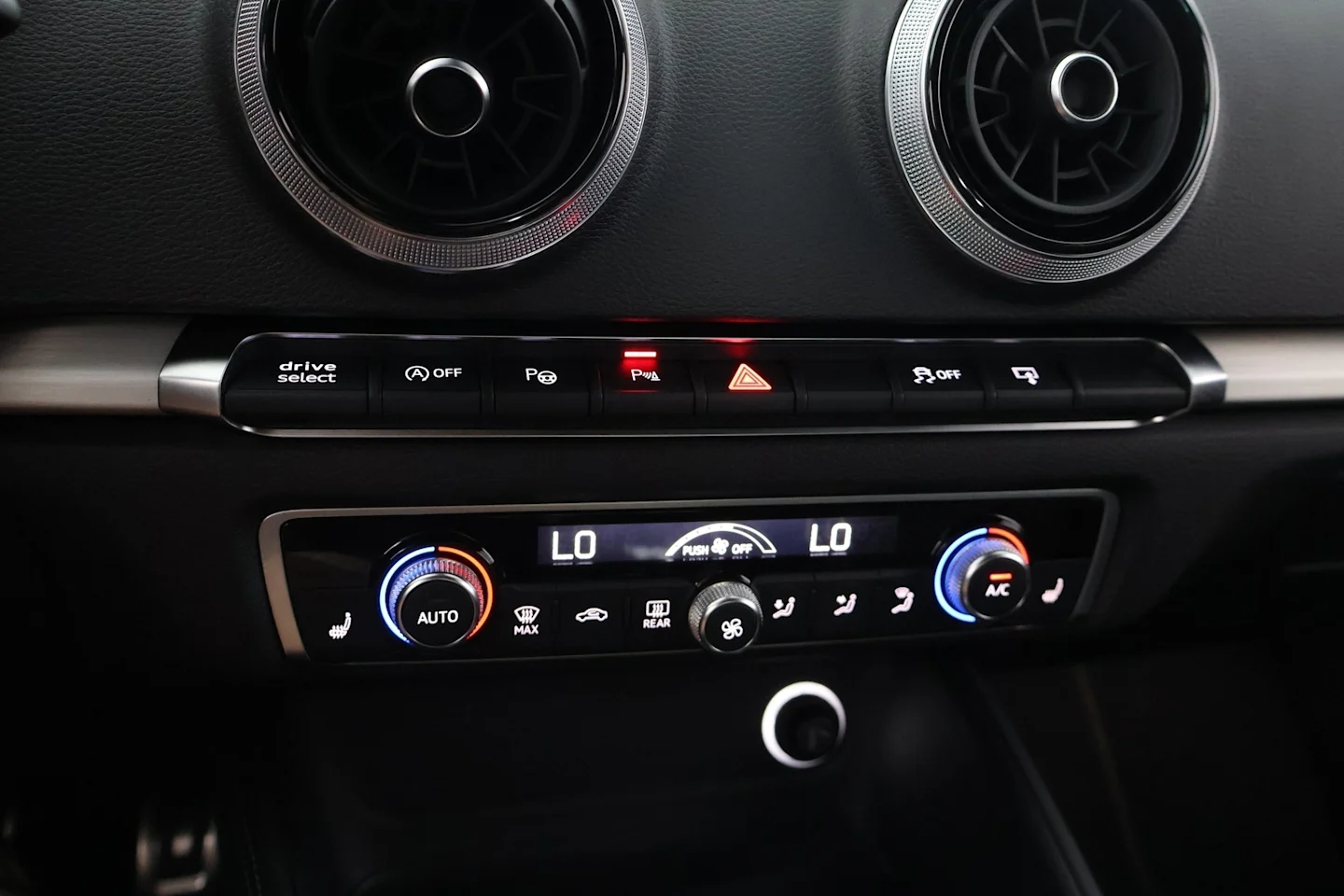 Car Image - 6RjbAmKPVLMCjf4Z5MgZCN