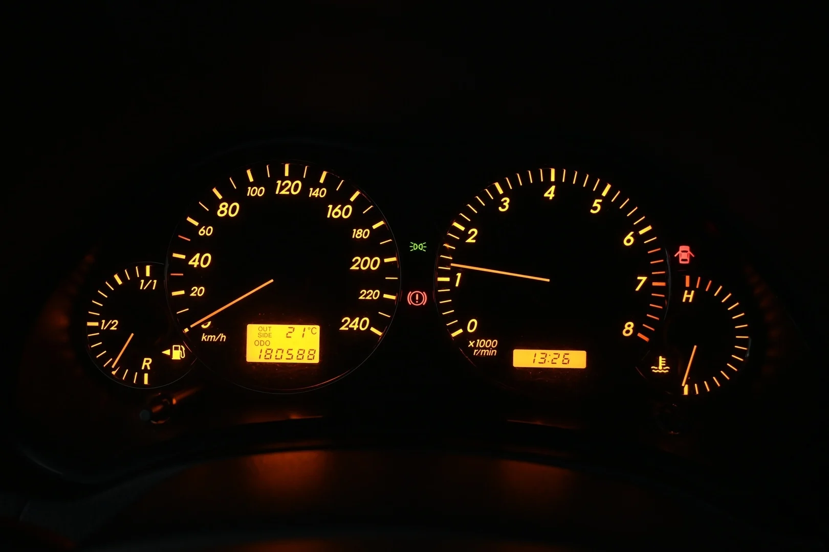 Car Image - 27vZu7Y7tqbDjfG2lt10zB