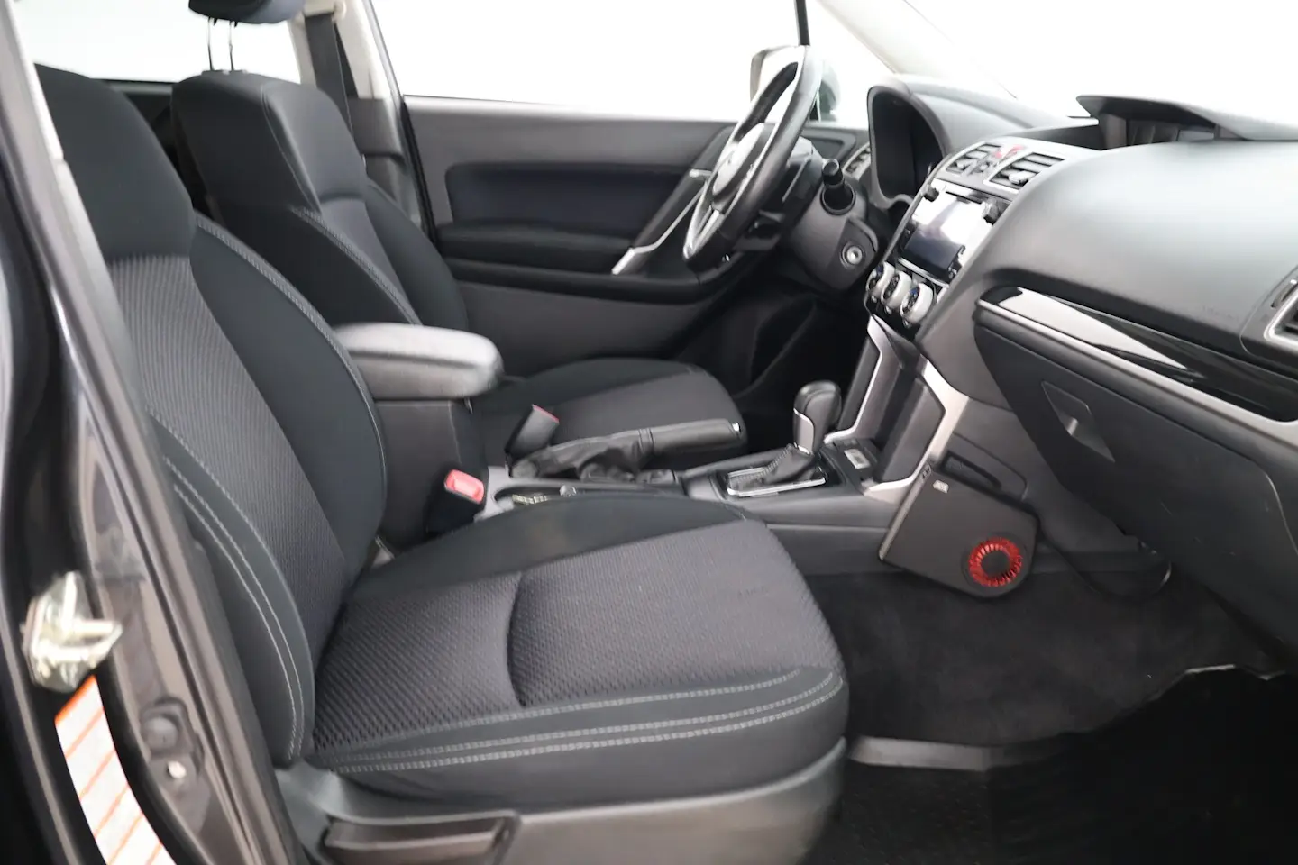 Car Image - 6ssIFou5TlD2uGXBz6GE0
