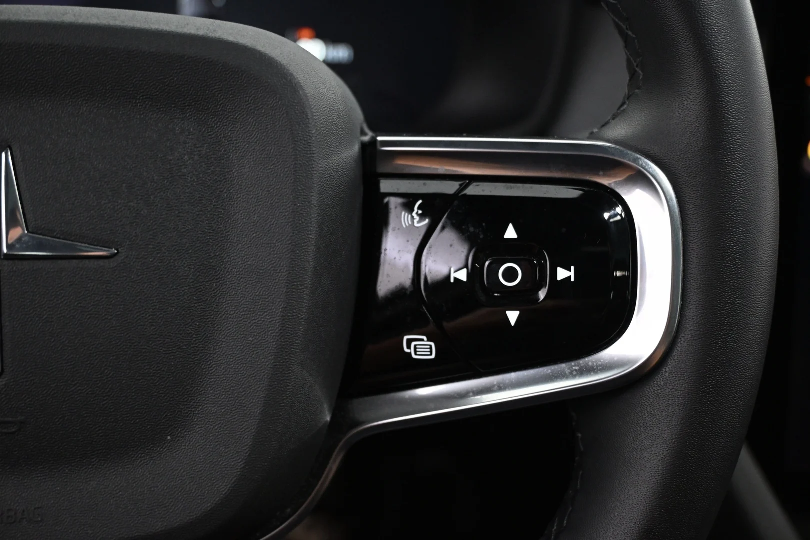 Car Image - 3628YkwVcqbjnxhCTwdZKl