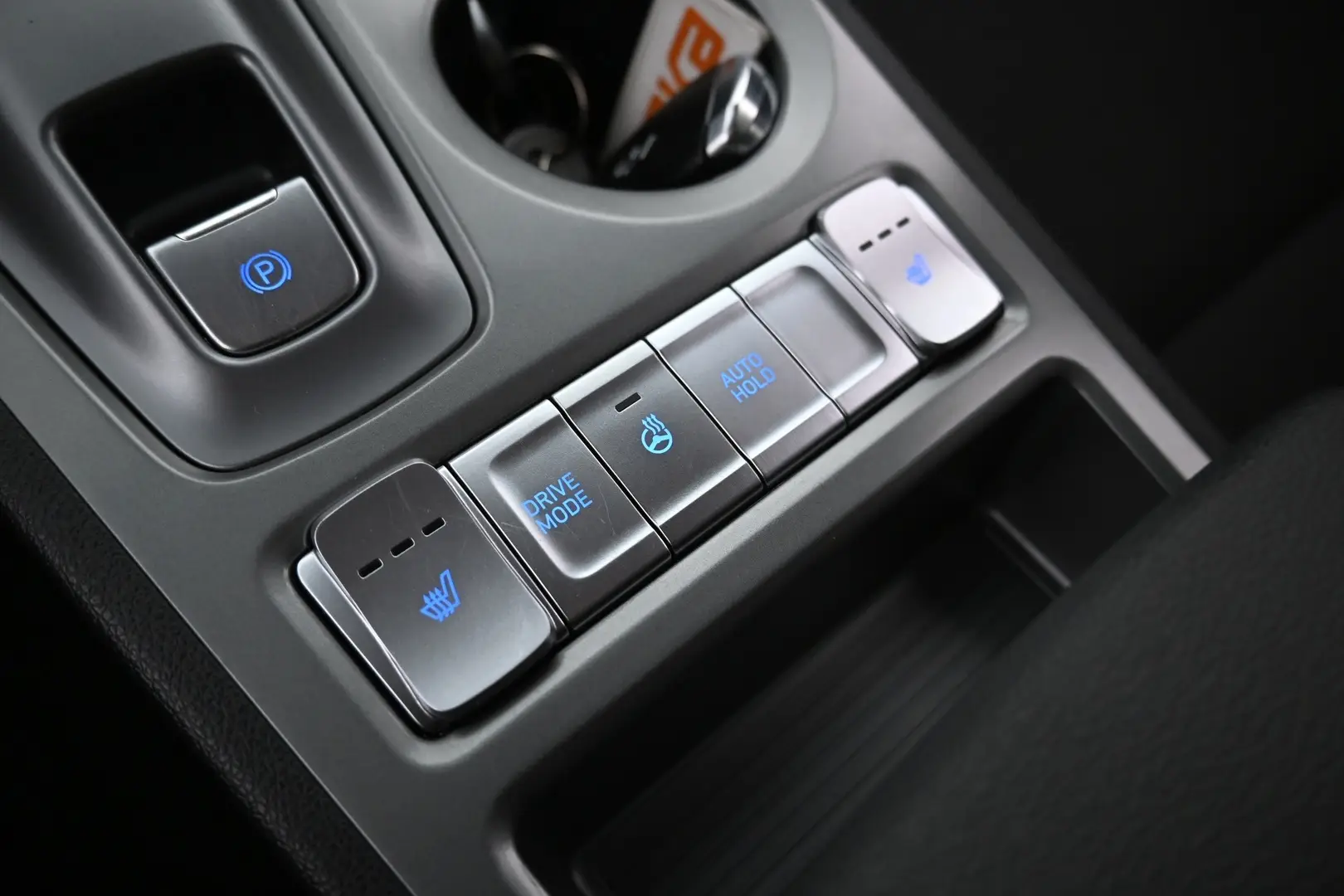 Car Image - 3Op5XNjLzVi8AiK4qazNKc