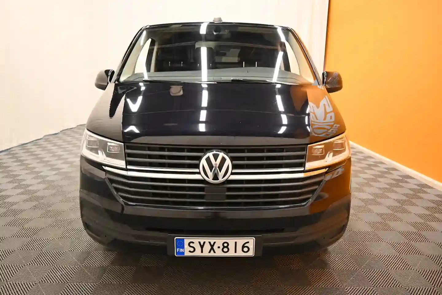 Car Image - 1WtrUIRgO7mnG5b97D6WgN