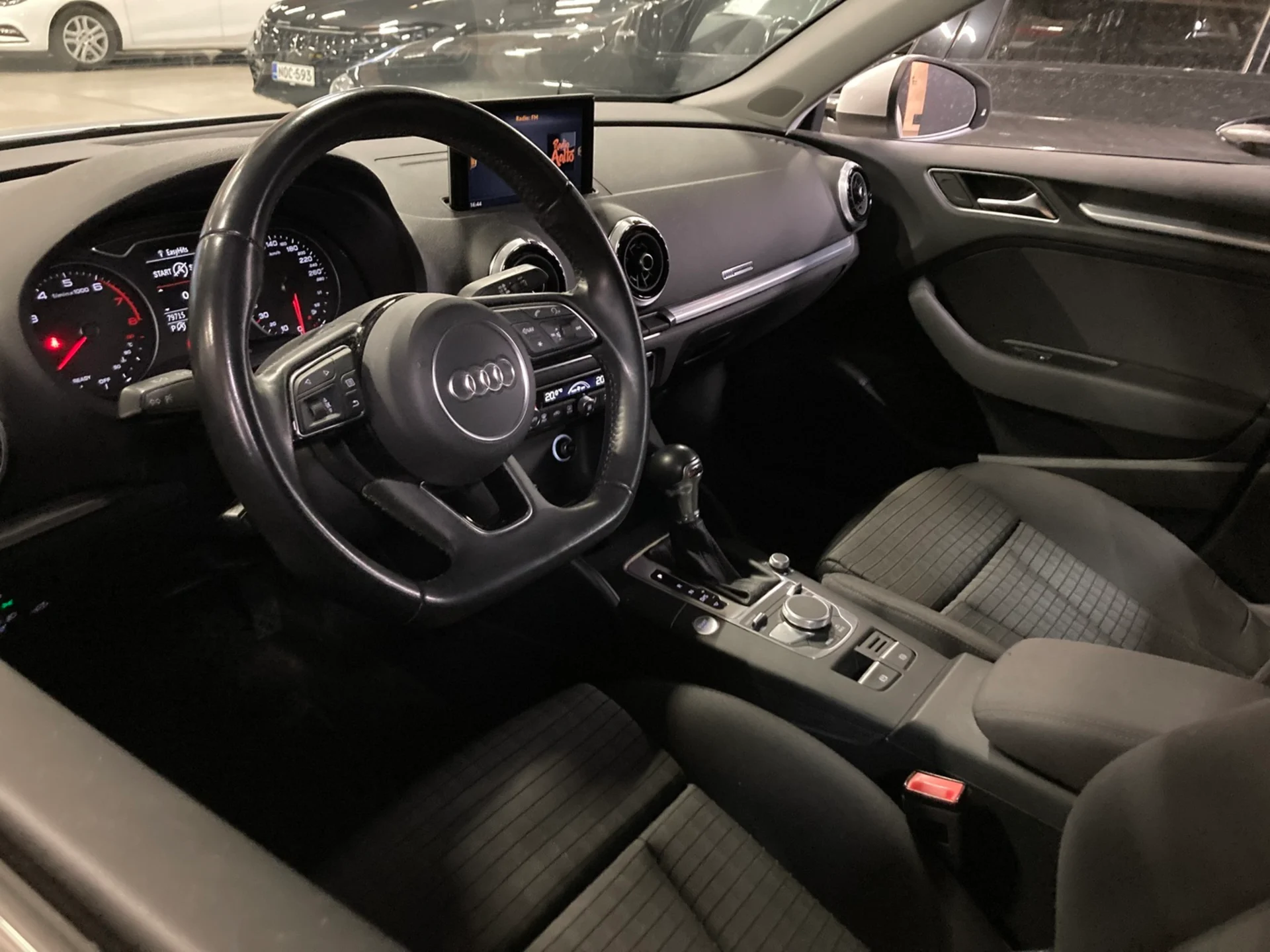 Car Image - OxDdxeDfbuissRTyypvHE