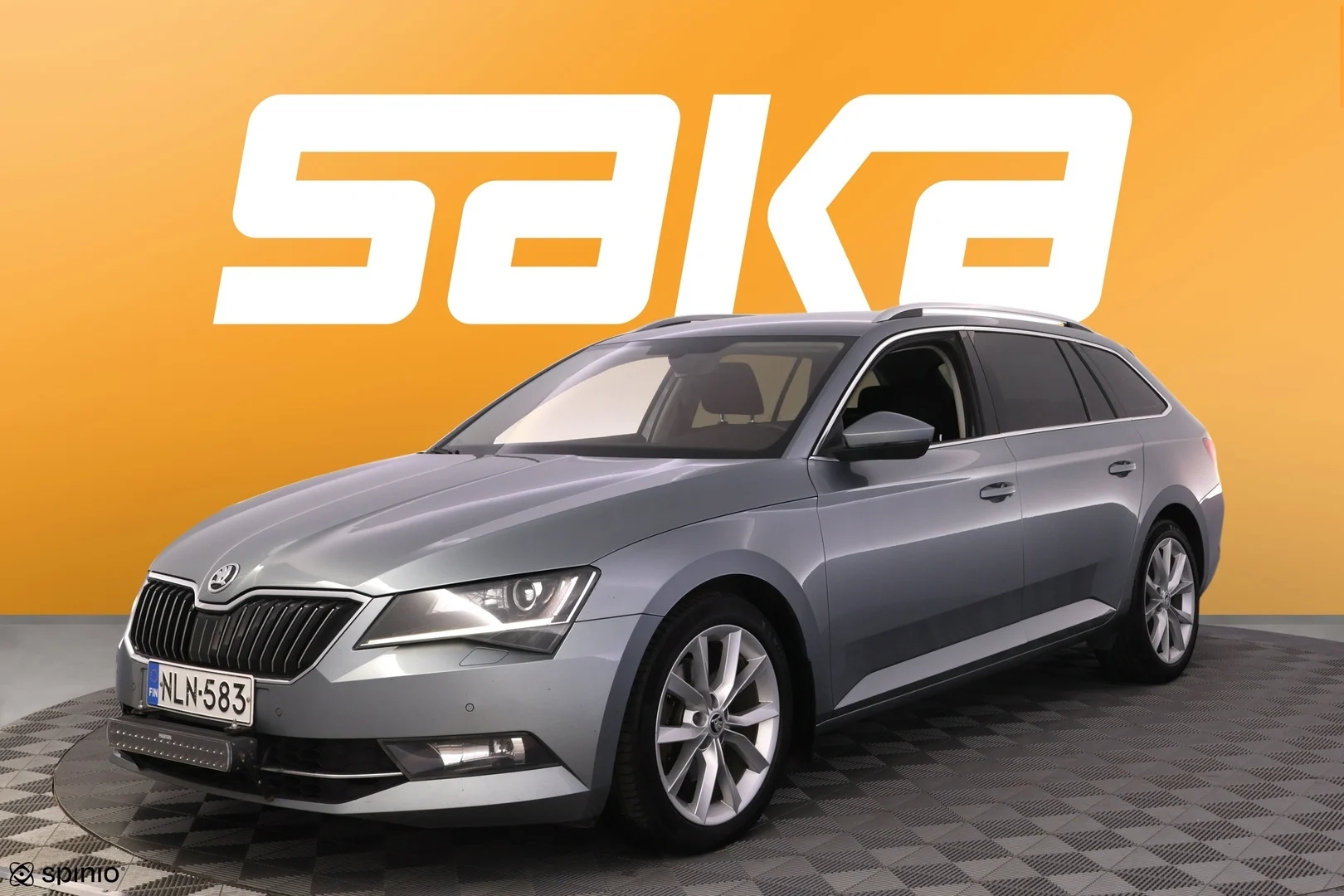 Car Image - rCaJJ6GTmym3gfVvIQGIc