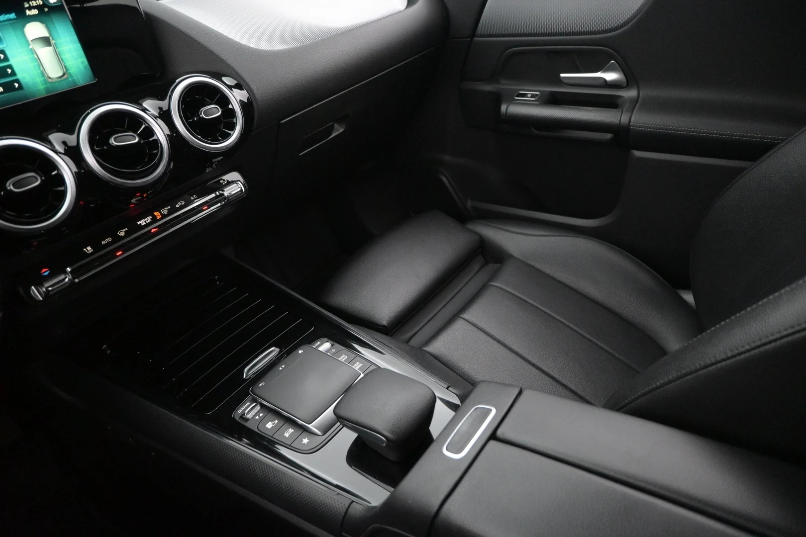 Car Image - 2XsBMLDsHuunN0Ii5bFRpf