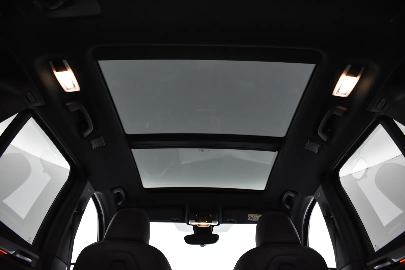 Car Image - 1BcrXf7zM4VyWaR5oYEuRp