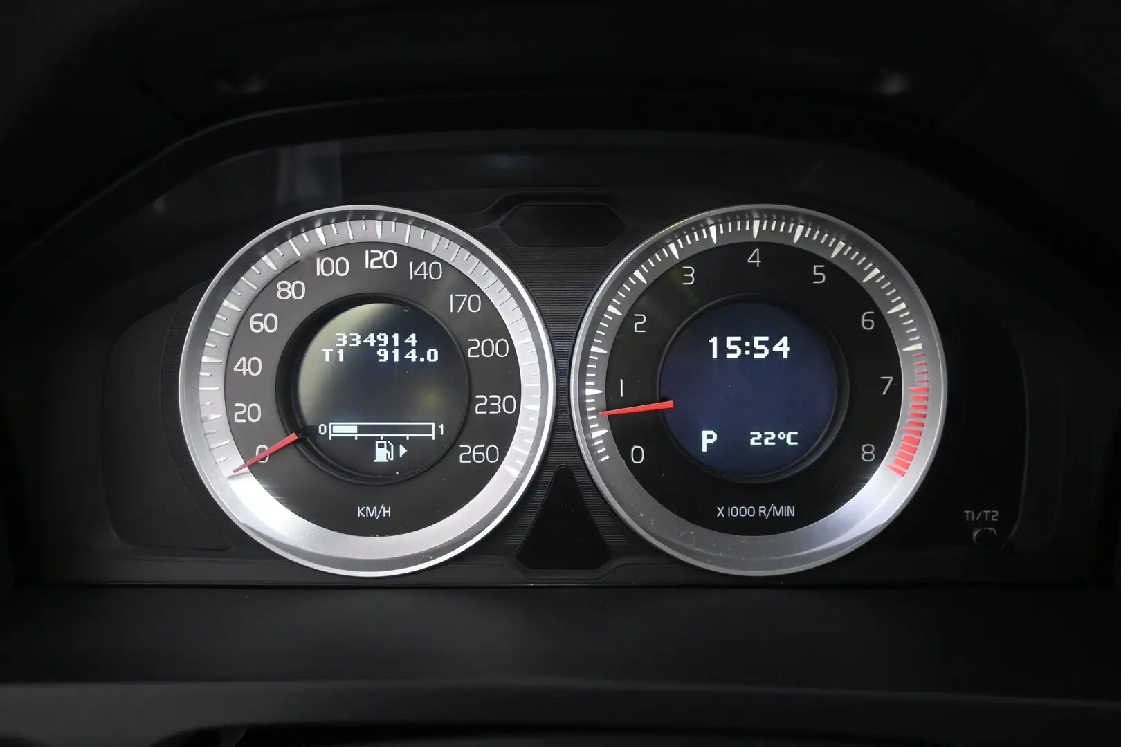 Car Image - 6DjbjsirjHqOL8QjM8KXnV