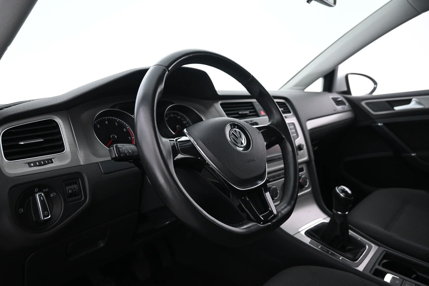 Car Image - 4vMpD9CYfGsenq0gIucQGM