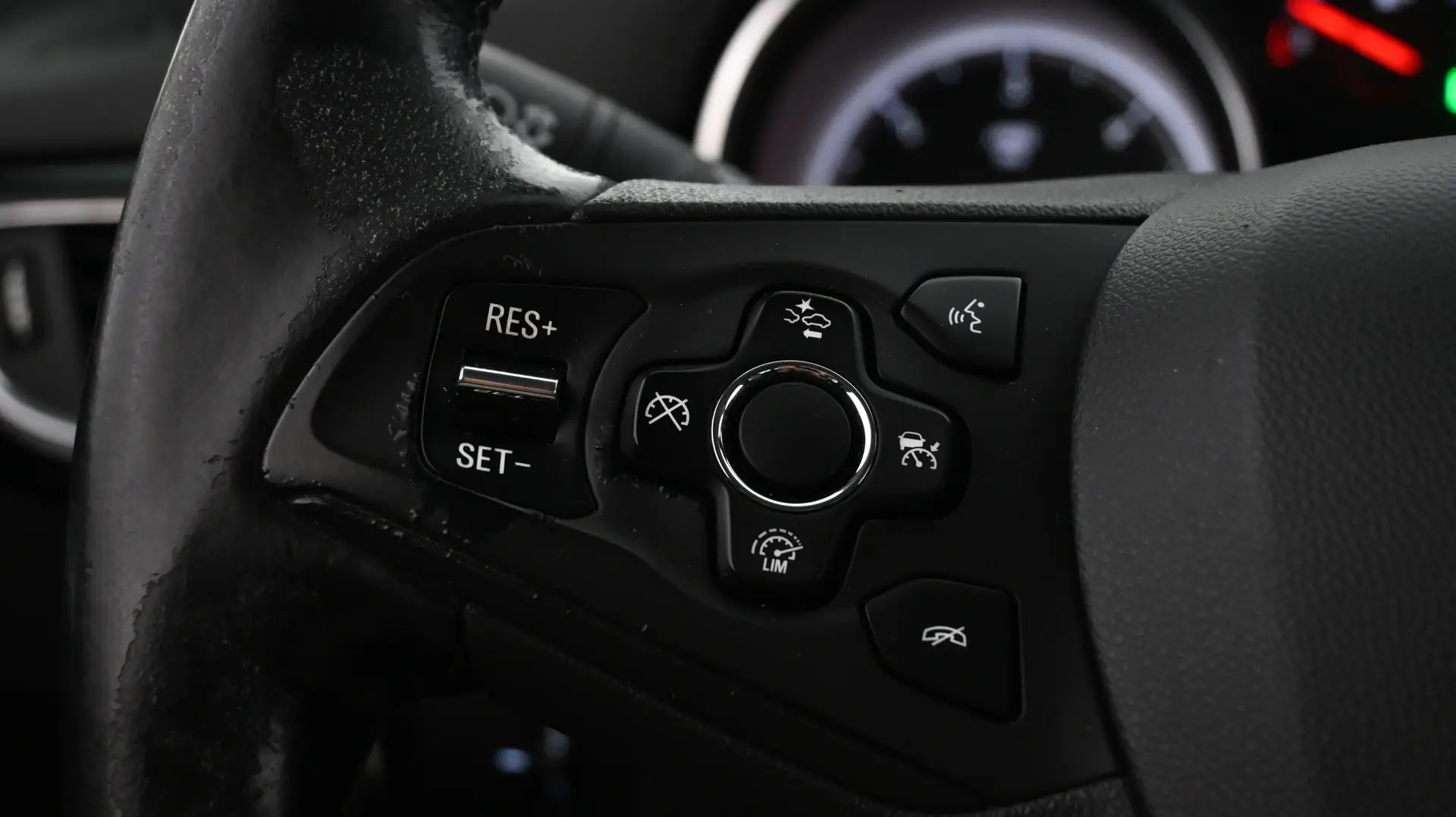 Car Image - 7w1HkwvMwyK6uYMGt5WtCa