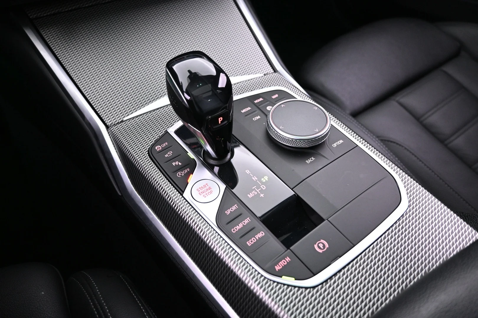 Car Image - 2CmS97L6figxLYbiQdKBrY