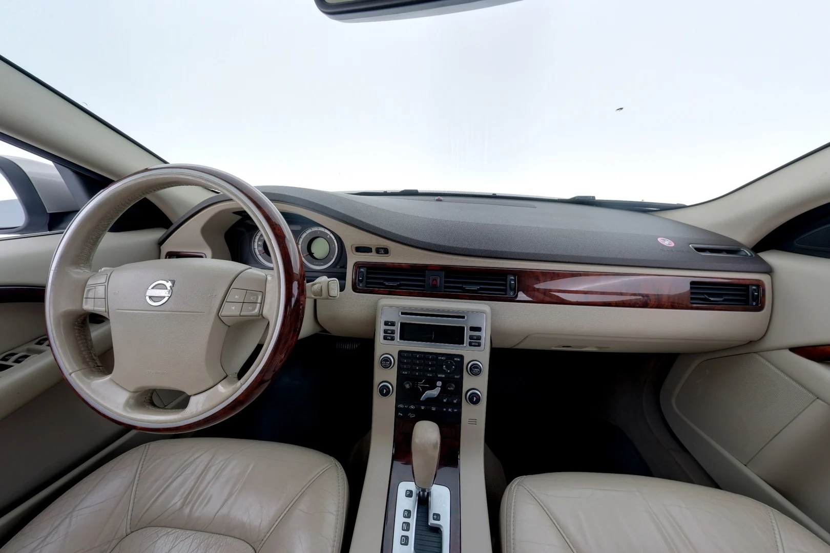 Car Image - 6j8Z0CrMx5IXVNyZ3VVeZO