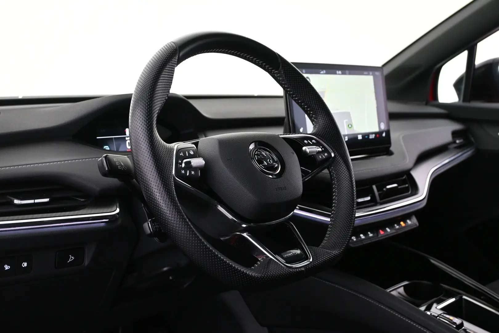 Car Image - 2qfBWiQ6hSw28B8N3VtJTc