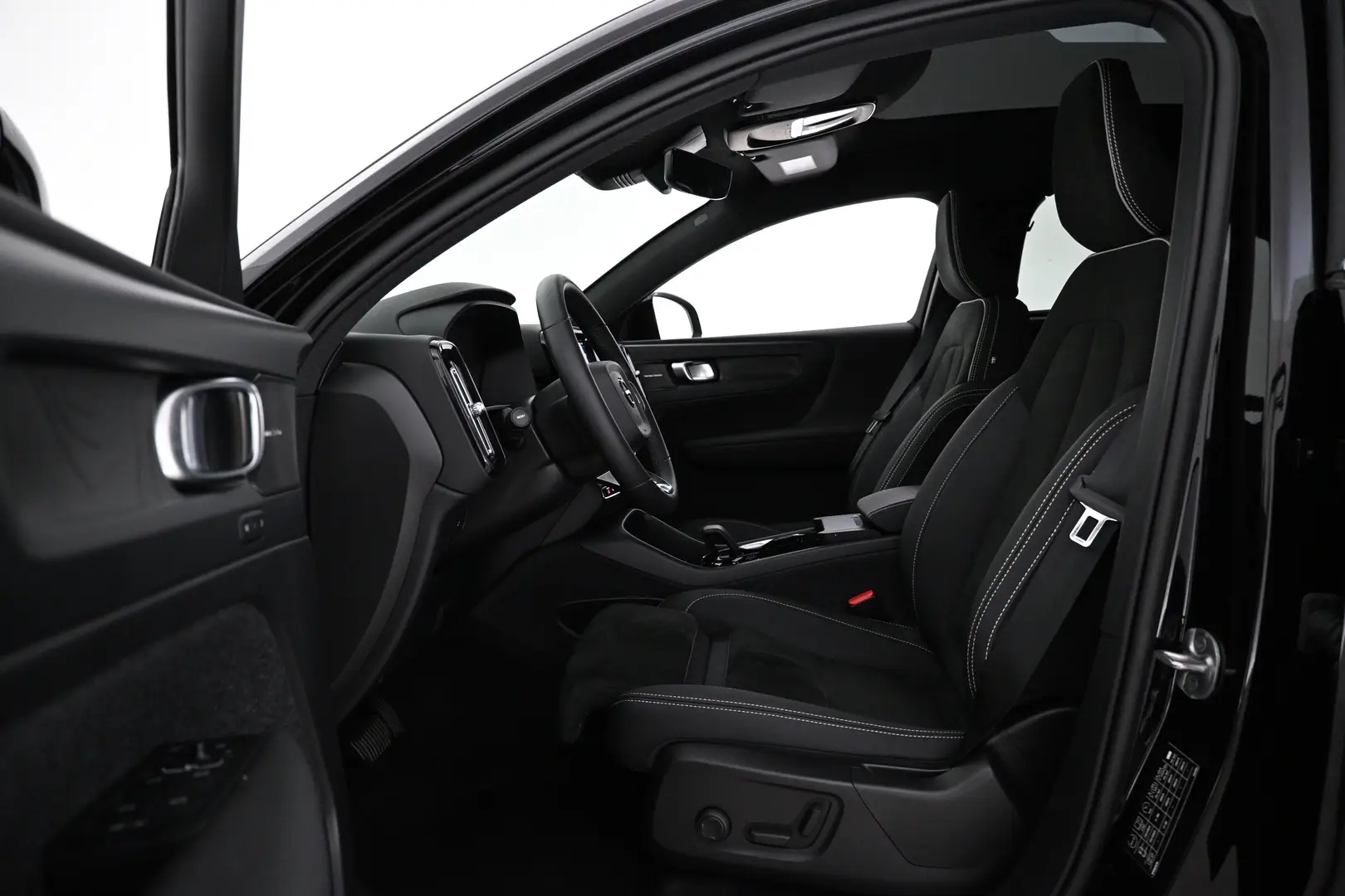 Car Image - 3QUSGtyxDFn3nU3go9embl