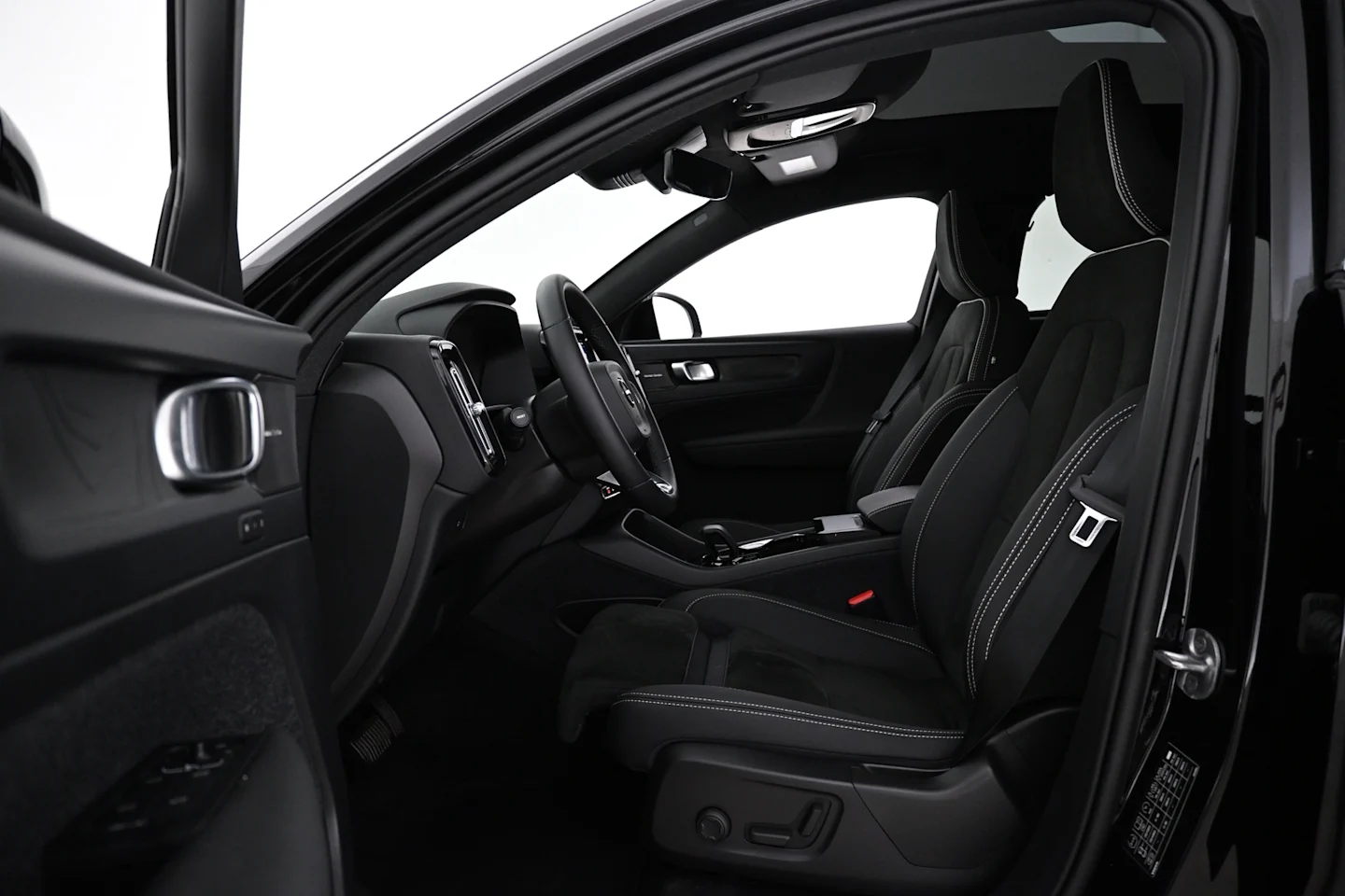 Car Image - 3QUSGtyxDFn3nU3go9embl