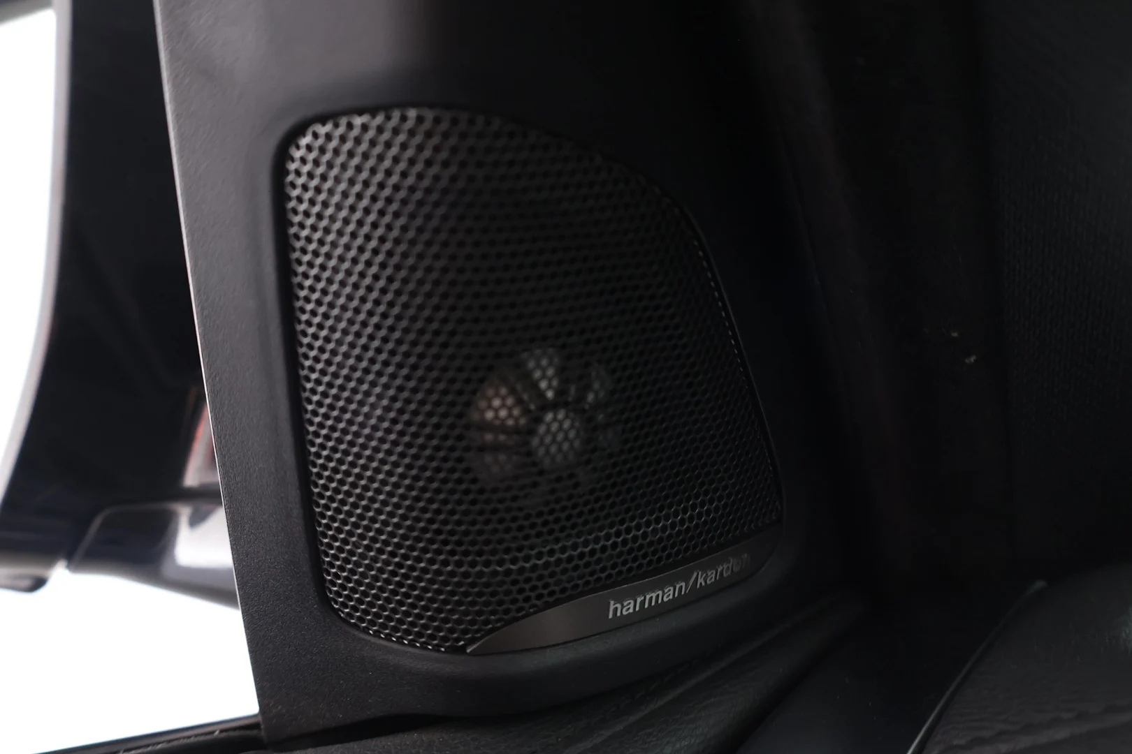 Car Image - 1UegjfekrlzQwg7t4uHsZh