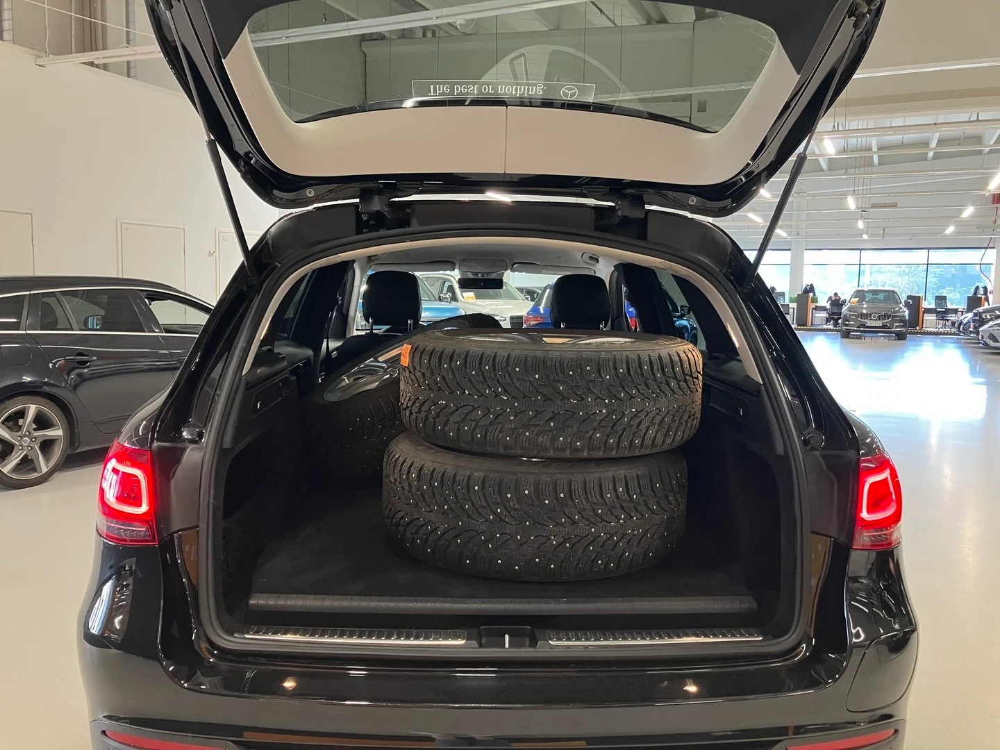Car Image - 1dPnf6hJV8yAtnU4slfRyA