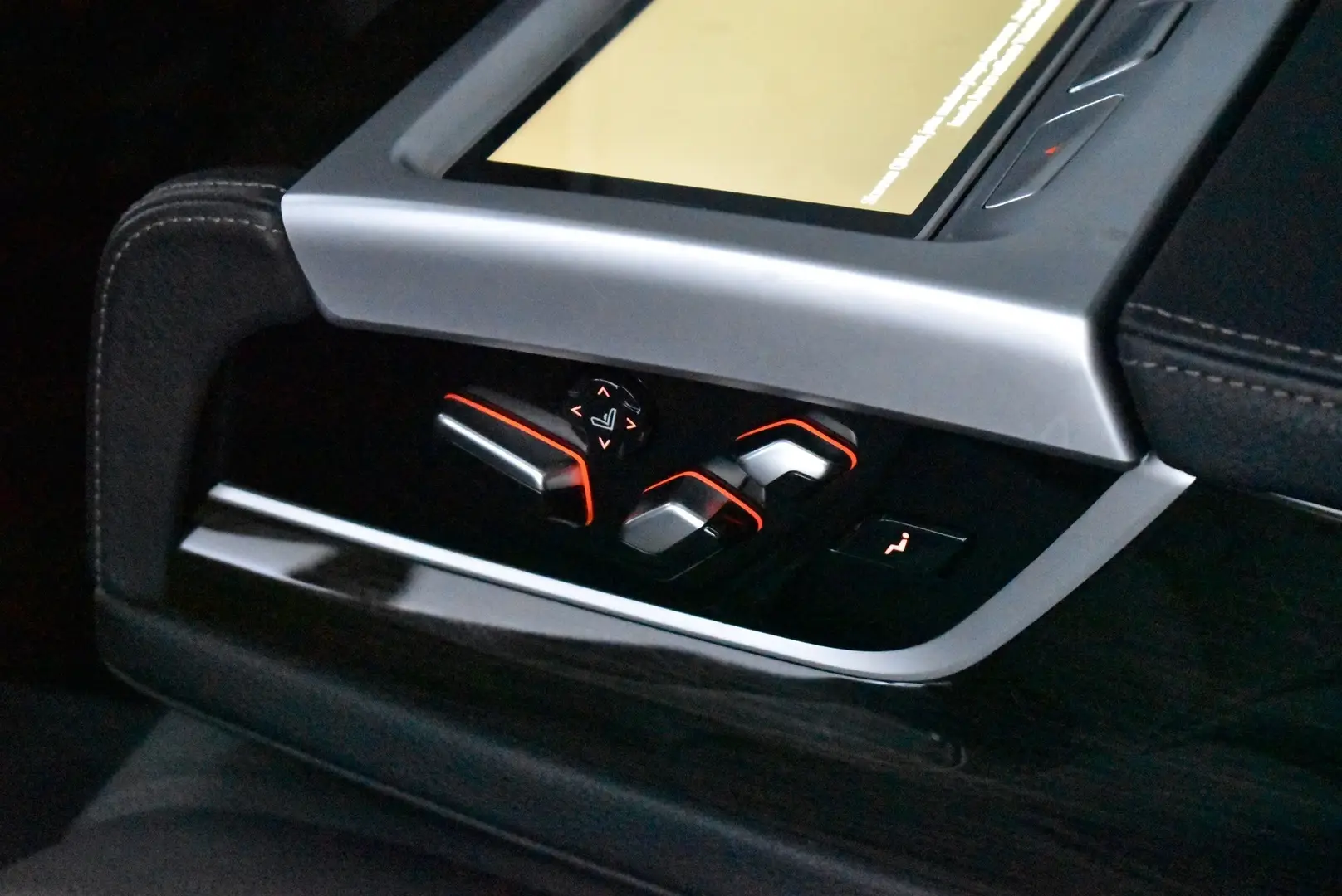 Car Image - 285O0COuXGPKRl0BpYxDOH