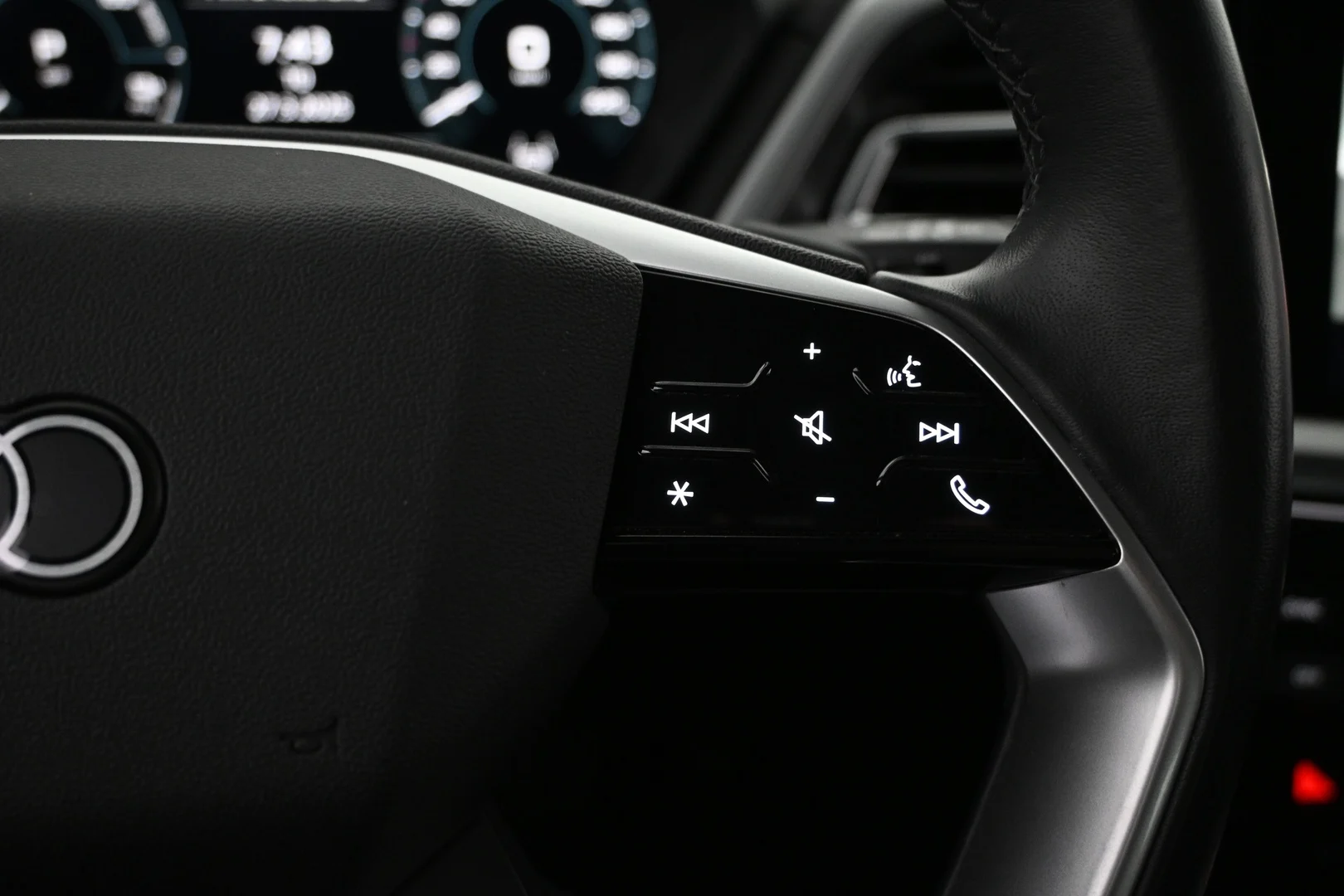 Car Image - 1CSIqdRZIsW43YDHMtjLnx