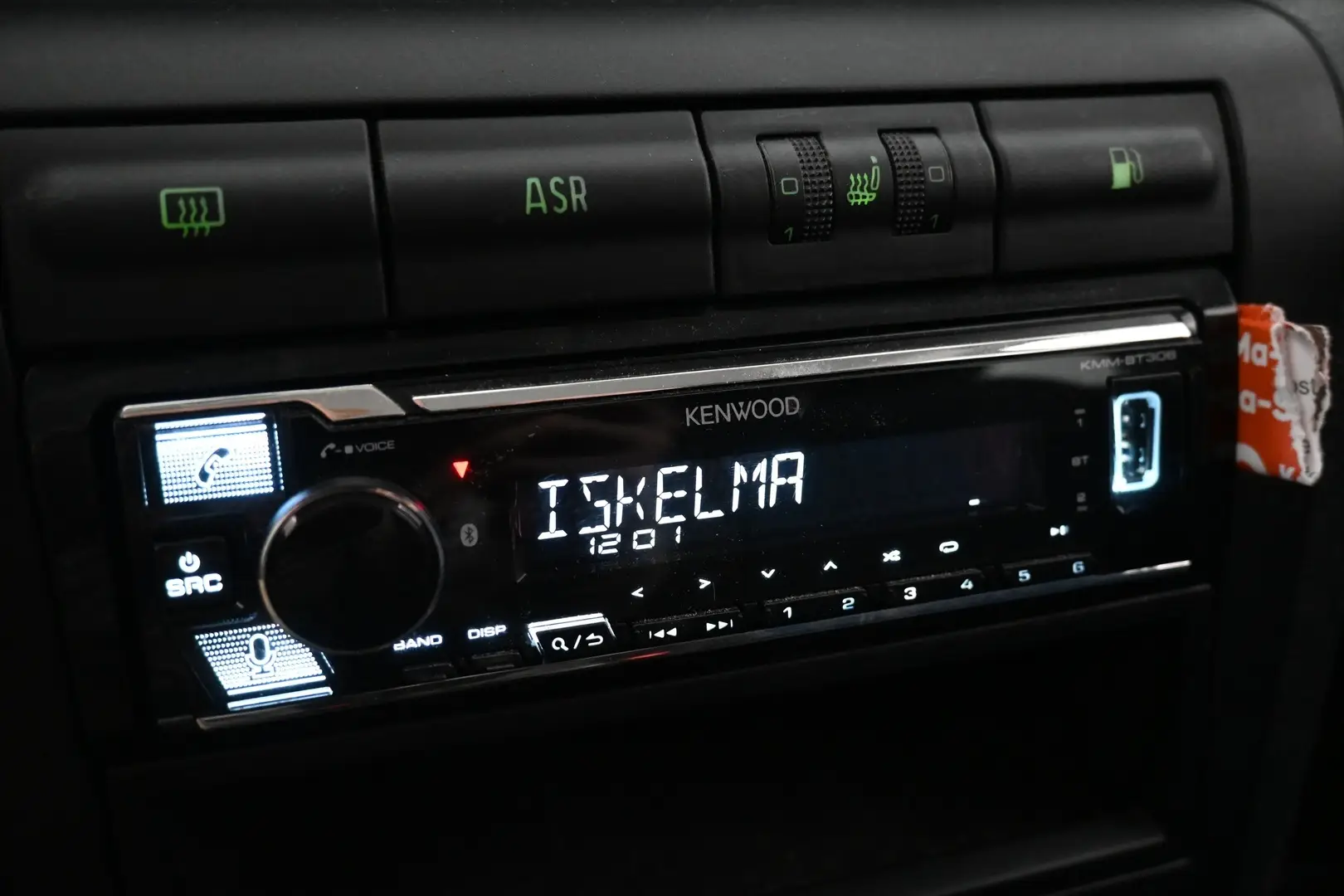 Car Image - 2L0oXsK3APjarkPiTFpnpW