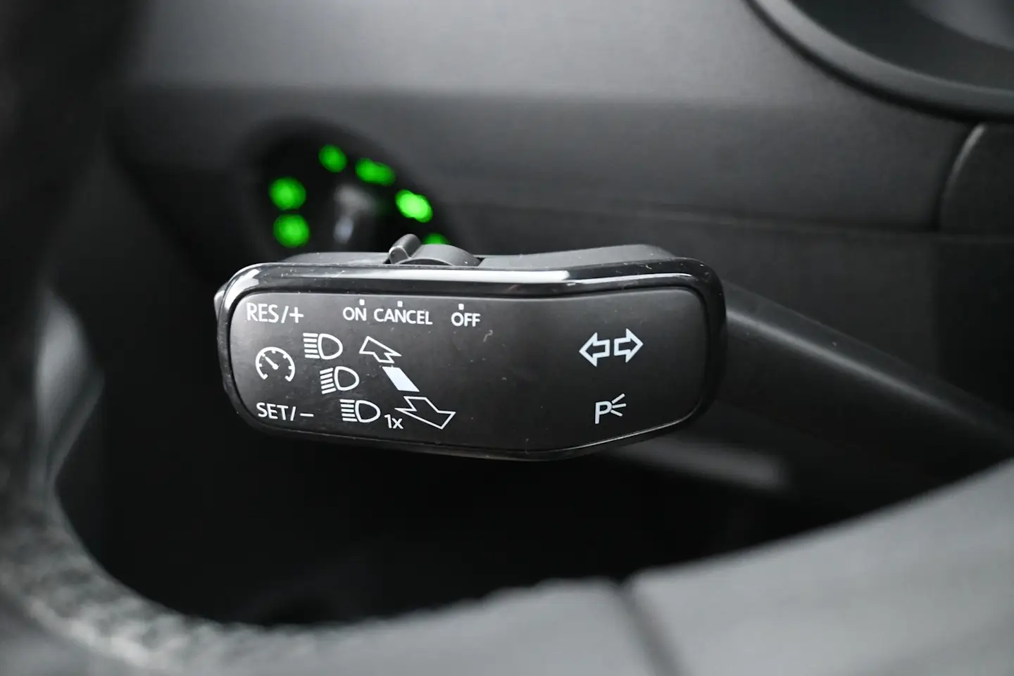 Car Image - 4IYAlPh2Bmz0a6QzDiIAz1