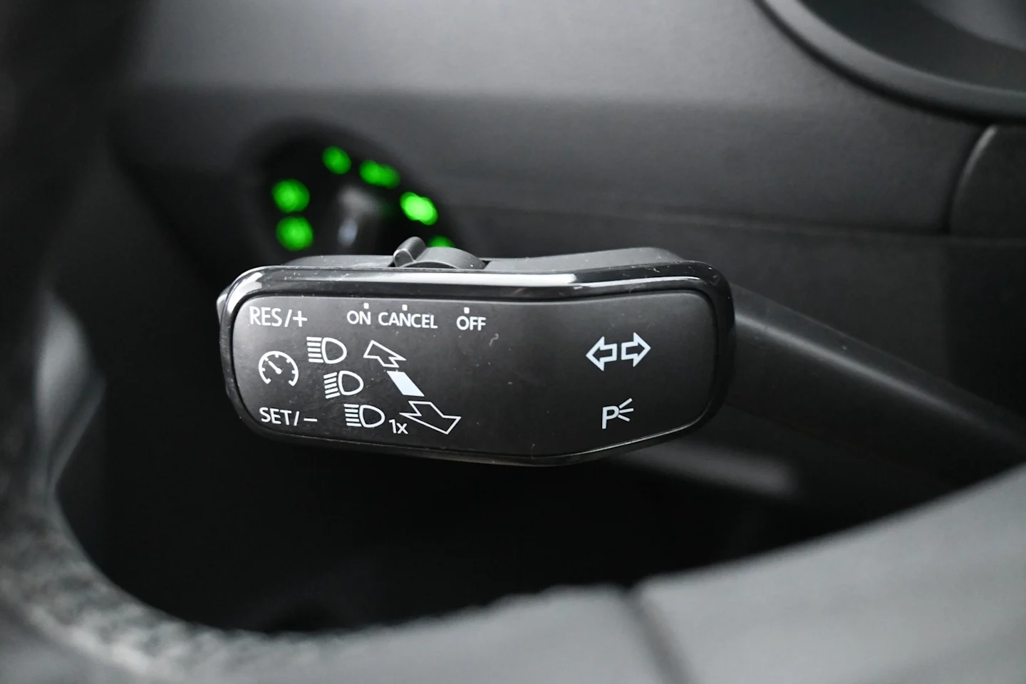 Car Image - 4IYAlPh2Bmz0a6QzDiIAz1