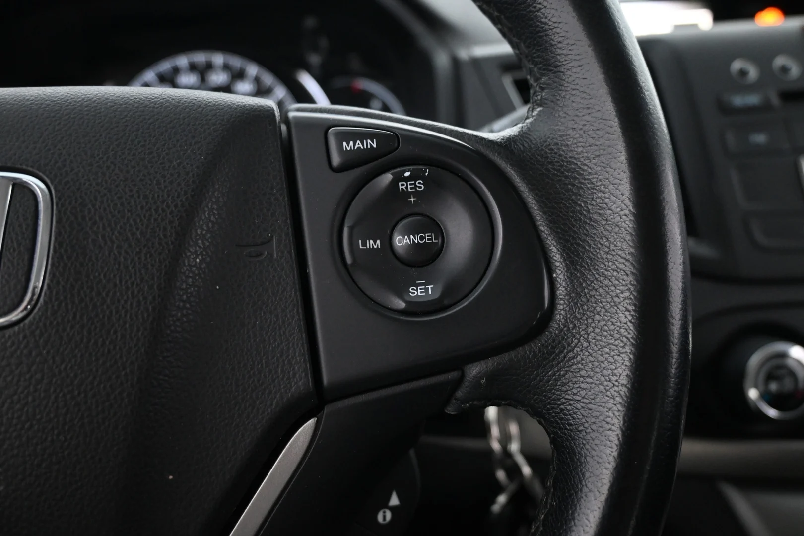 Car Image - 3J61aOWdYoybjanJYy1hPl
