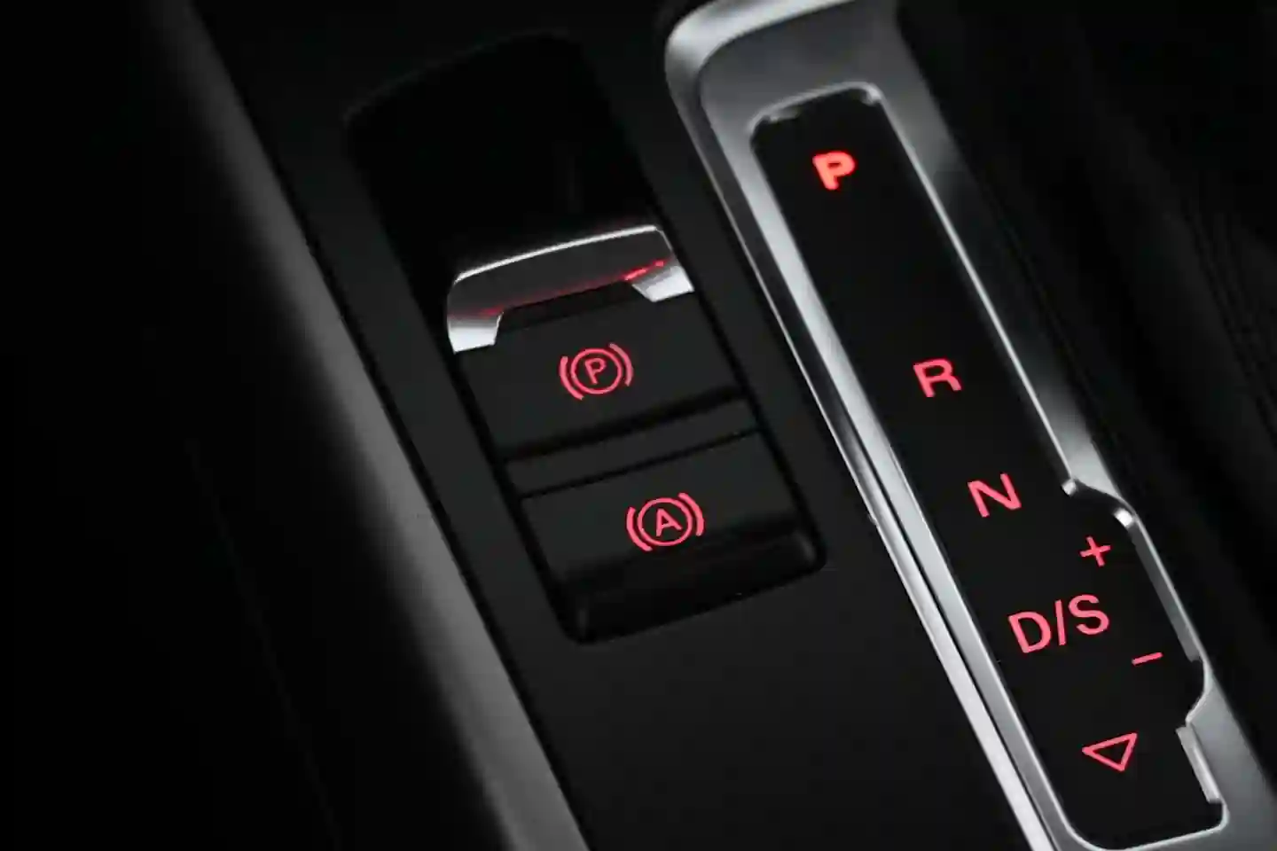 Car Image - 2E6jlw2vdJFrc3lSwAjnuu